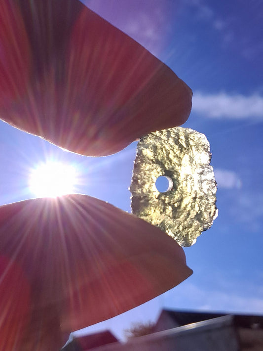 DRILLED, Moldavite Piece, 0.77g, Tektite (Ref: D29)