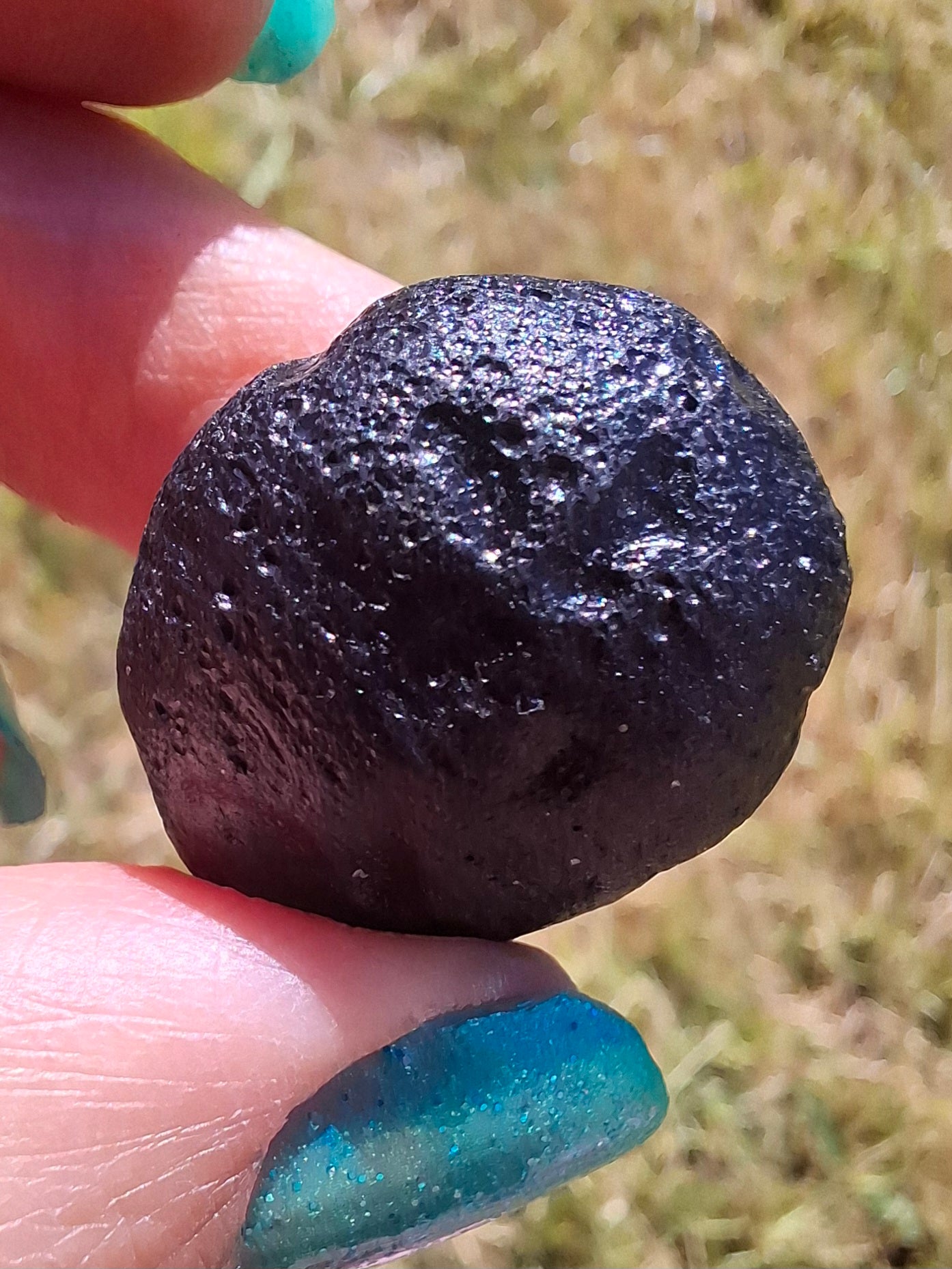 Philippinite (Rizalite), 11.42g, Tektite