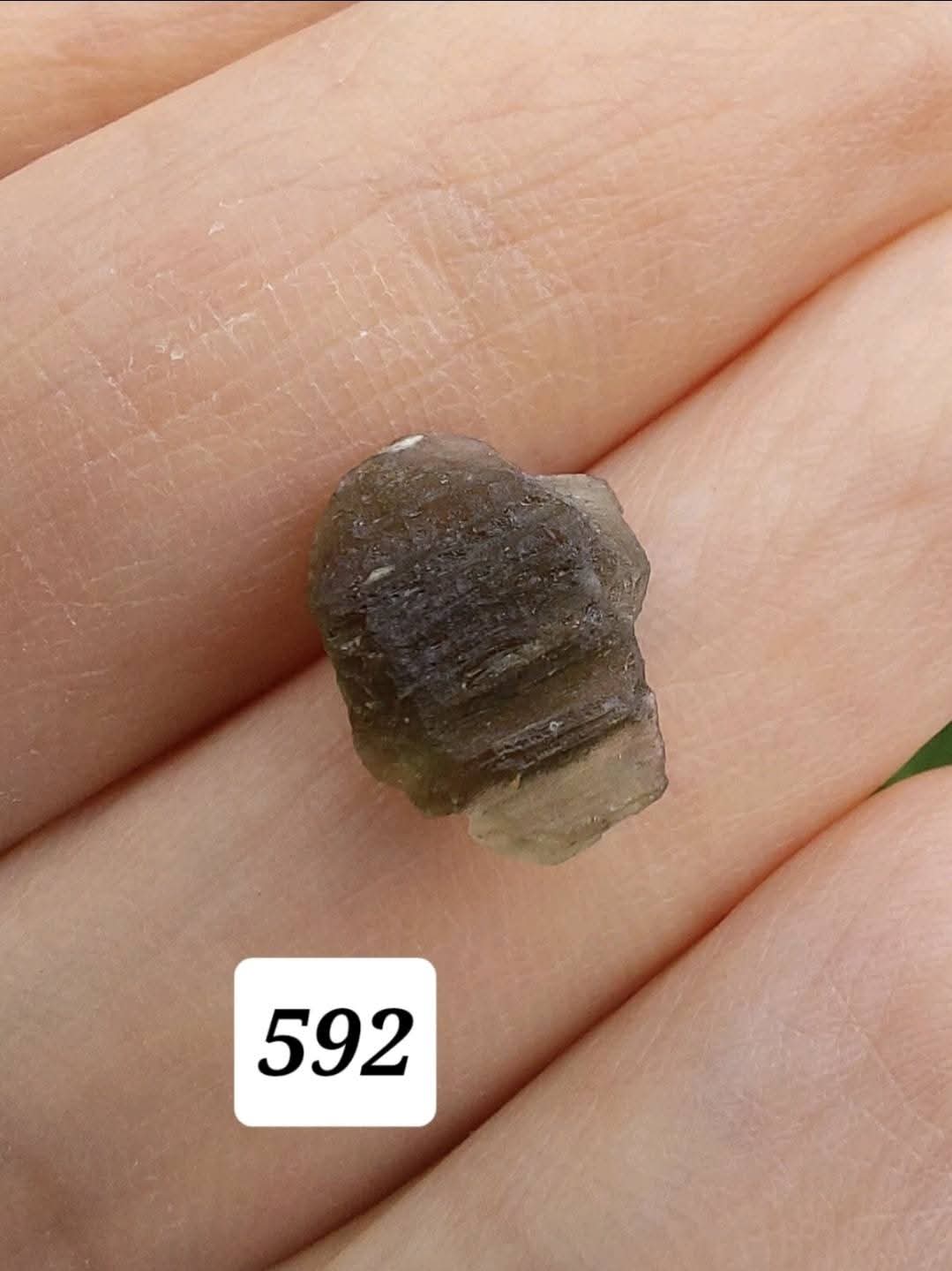Moldavite Piece, 0.57g, Tektite (Ref: 592)