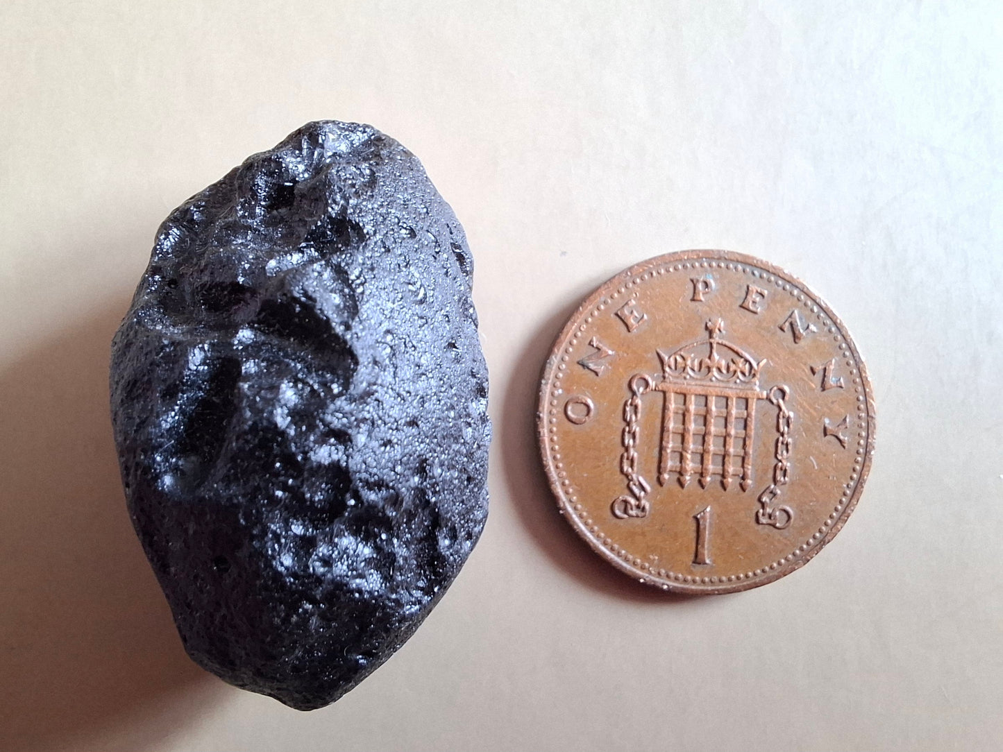 Guang Dong (Chinese), 10.55g, Tektite