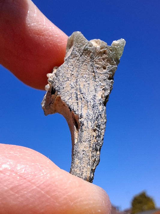 Moldavite Piece, SNOWFLAKE, FROSTED, BARTOCHOV, 3.47g, Tektite (Ref: 1364)