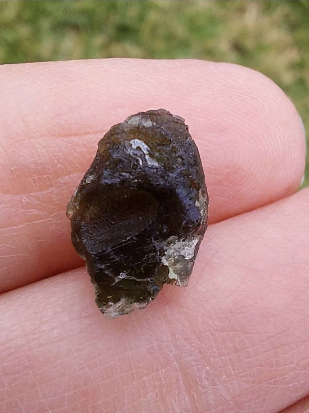 Moldavite Piece, 0.90g, Tektite (Ref: E209)