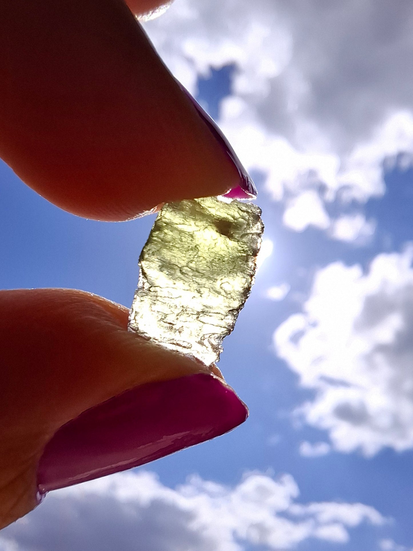 Moldavite Piece, 0.72g, Tektite (Ref: 1438)