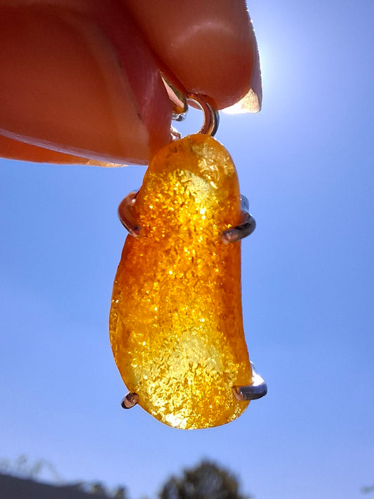 Baltic Amber Pendant, 925 Silver, Fossil (Ref: AP6)