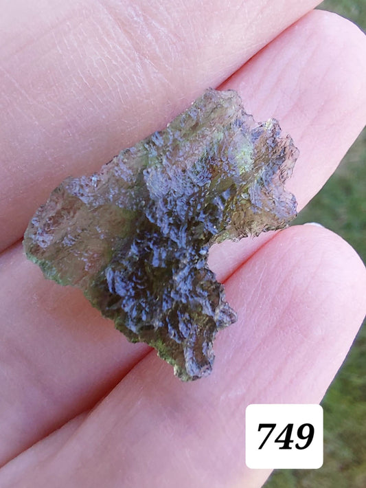 Moldavite Piece, BESEDNICE SKOLA, 1.55g, Tektite (Ref: 749)
