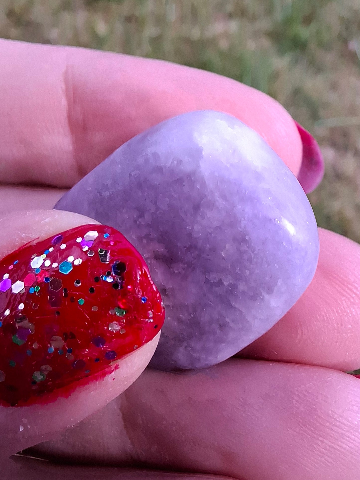 Lepidolite, Tumble Stone, Crystal (Ref: T123)