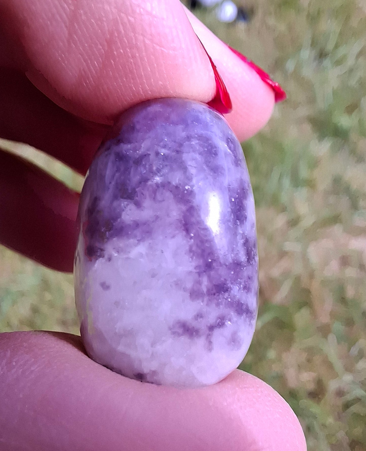 Lepidolite, Tumble Stone, Crystal (Ref: T122)