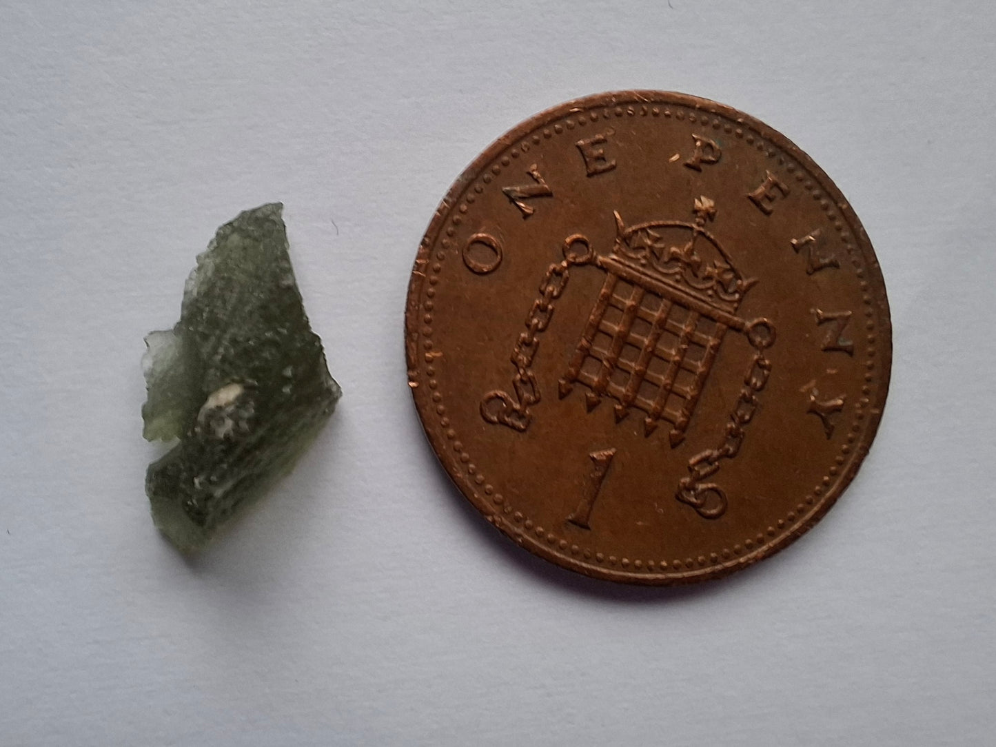 Moldavite Piece, 0.51g, Tektite (Ref: 1450)