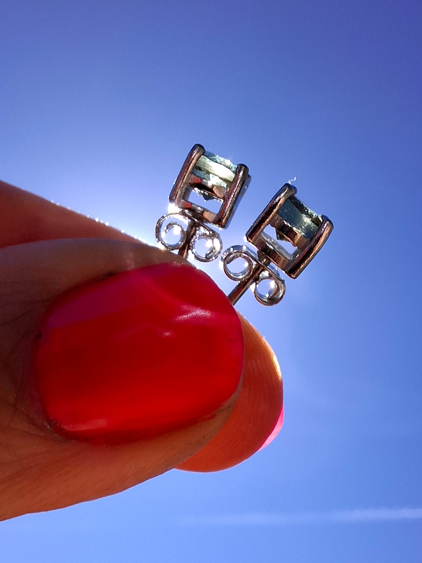 Moldavite (faceted) 5mm STUD EARRINGS, 925 Silver, Tektite (Ref: Pair48)