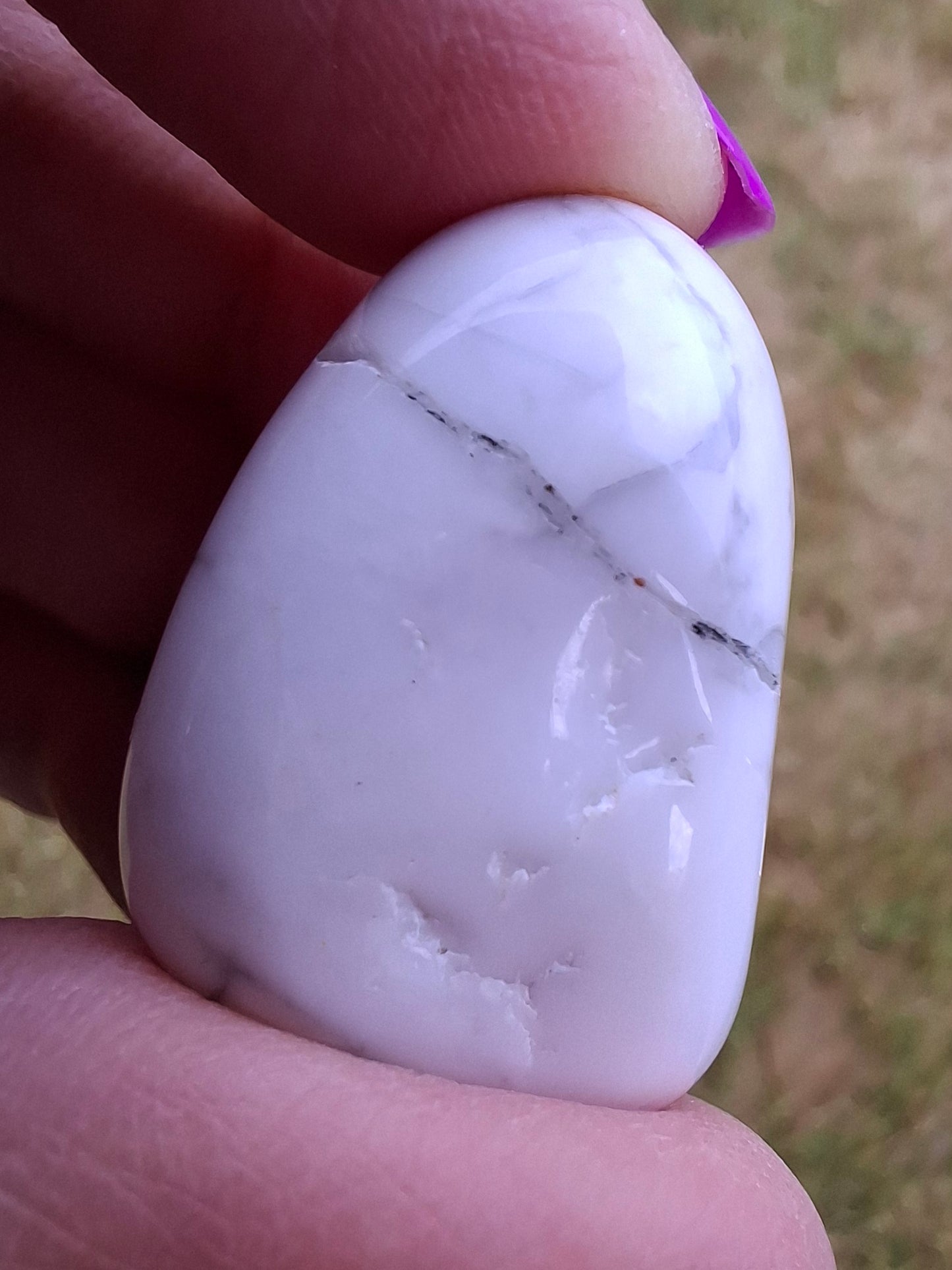 Howlite, Tumble Stone, Crystal (Ref: T36)