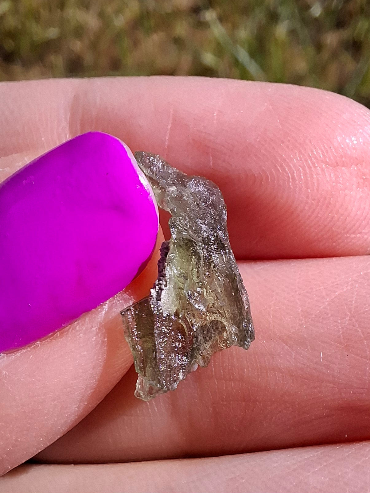 Moldavite Piece, 0.48g, Tektite (Ref: 1463)