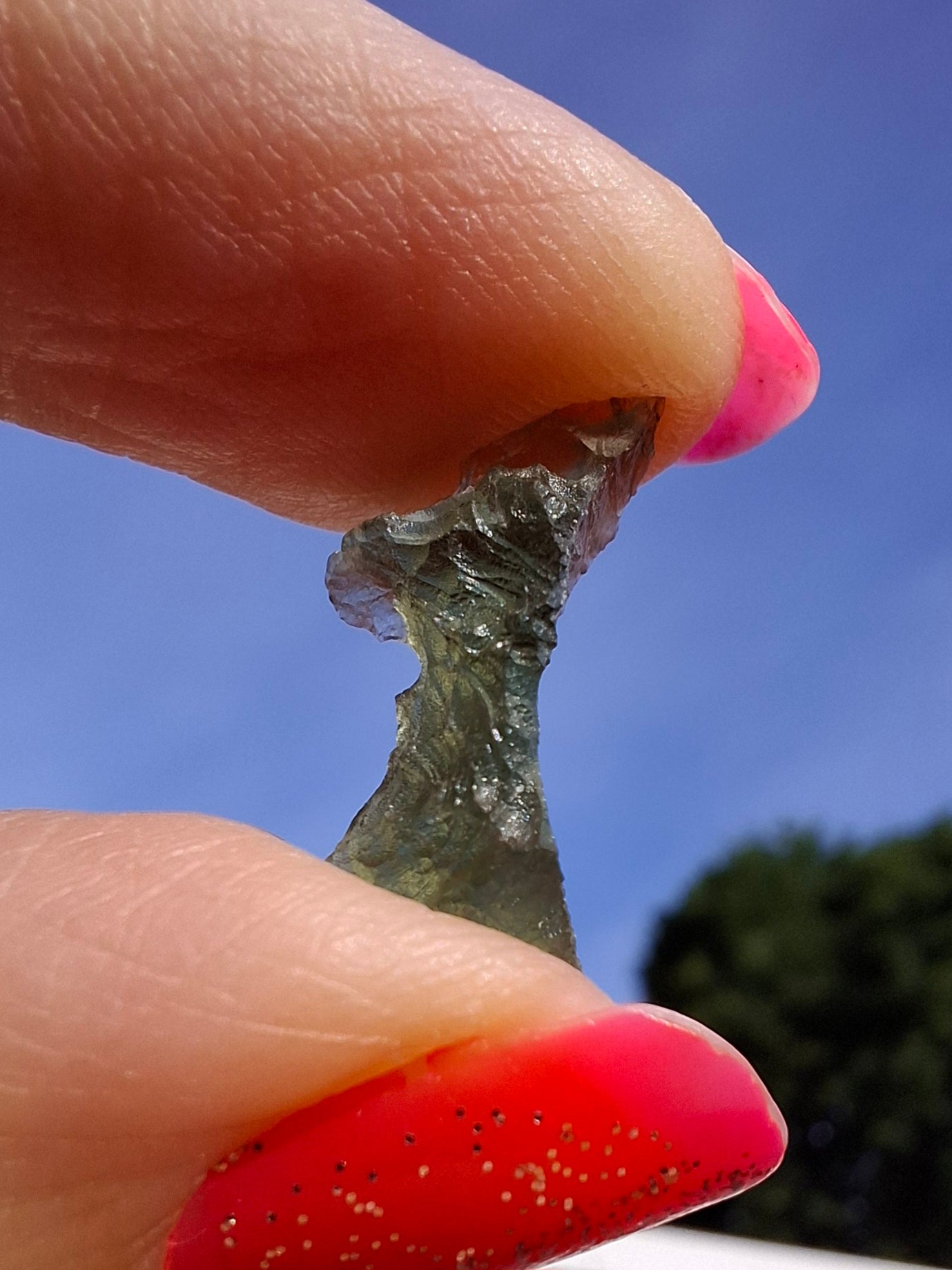 Moldavite Piece, 0.69g, Tektite (Ref: 1486)