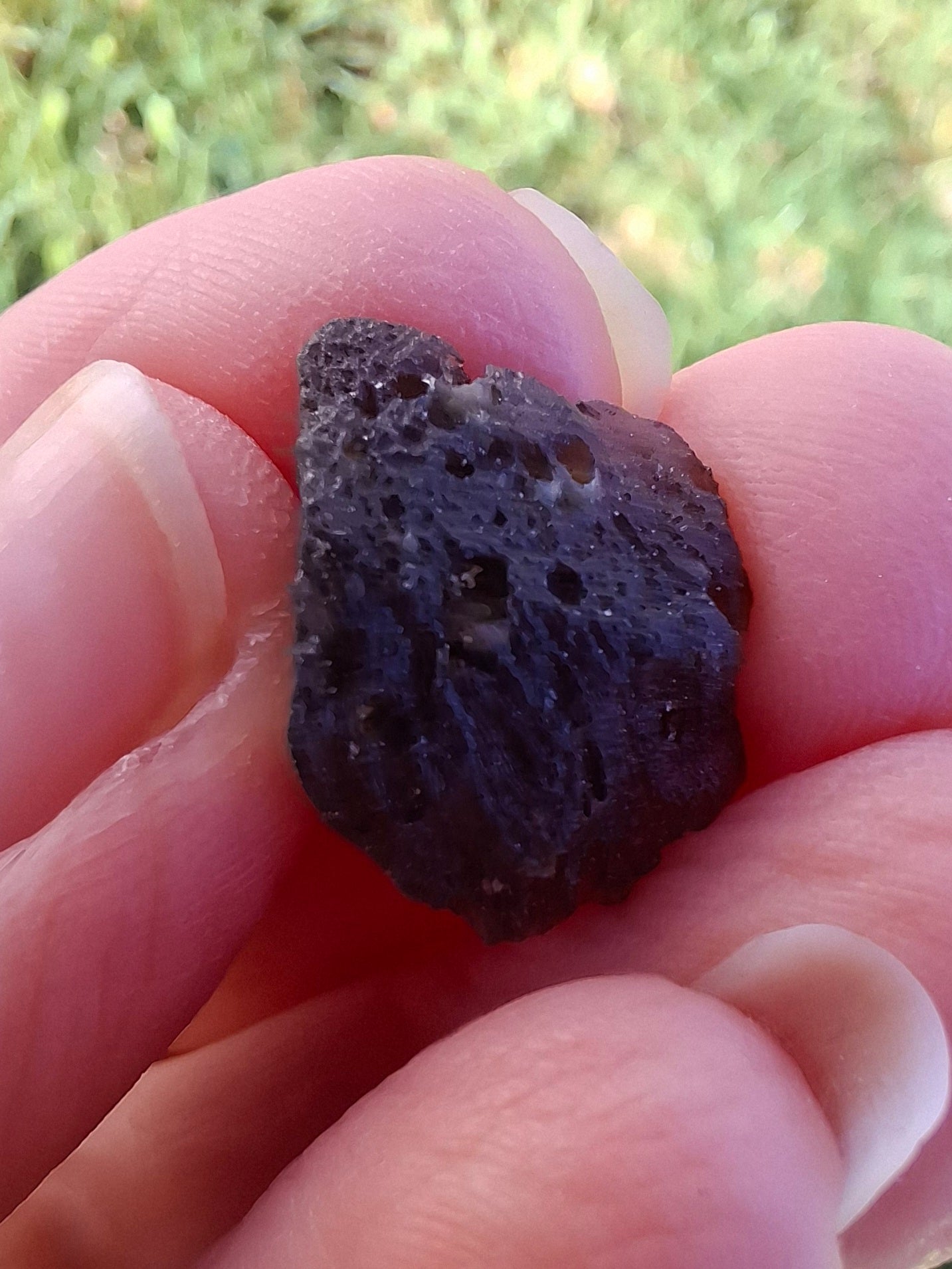 Moldavite Piece, 1.76g, Tektite (Ref: 1342)