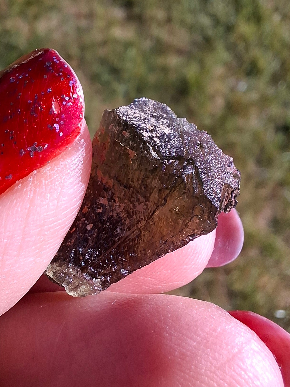 Moldavite Piece, 2.38g, Tektite (Ref: 1466)