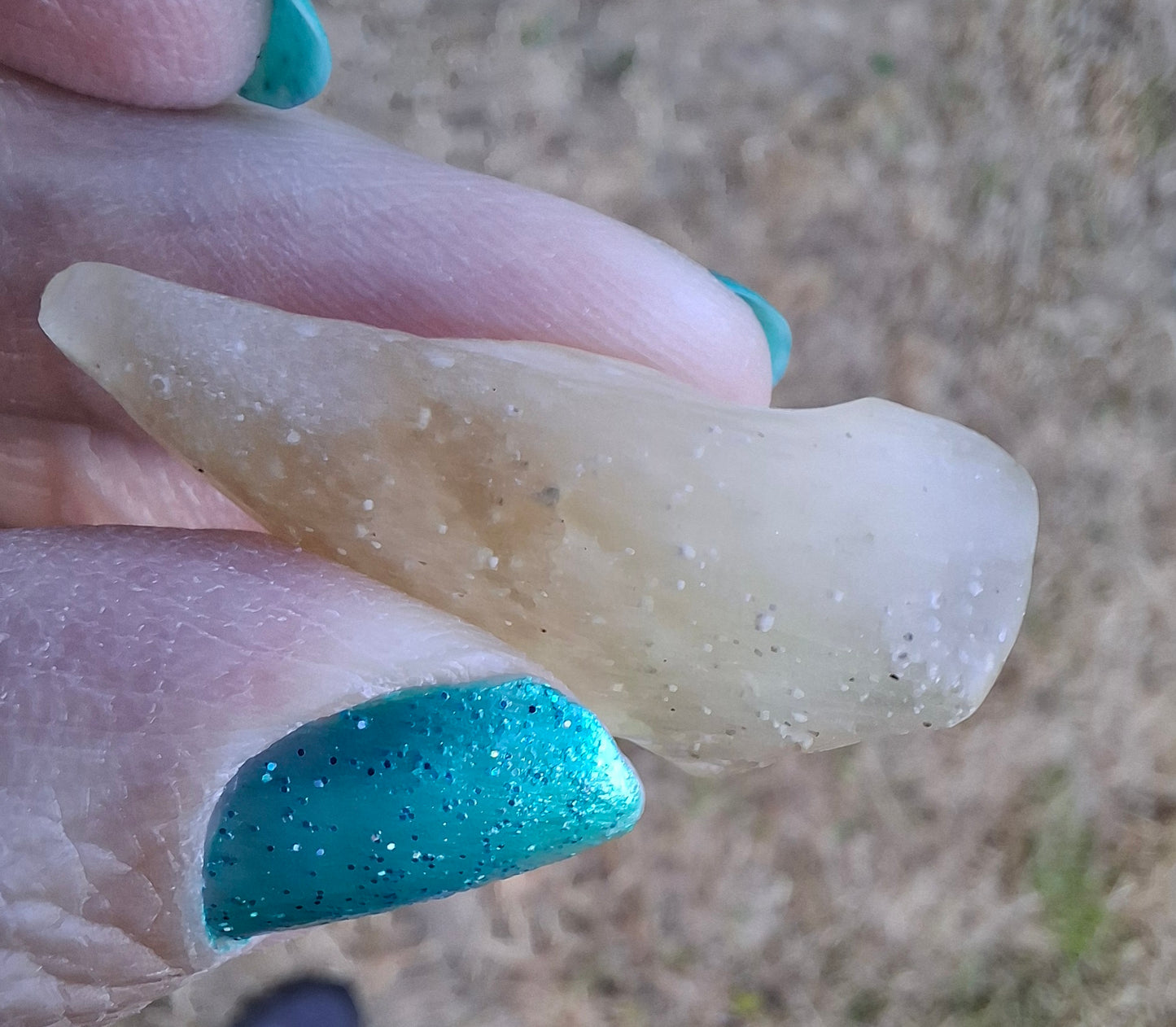 Libyan Desert Glass Piece, 6.49g, Tektite (Ref: LE277)