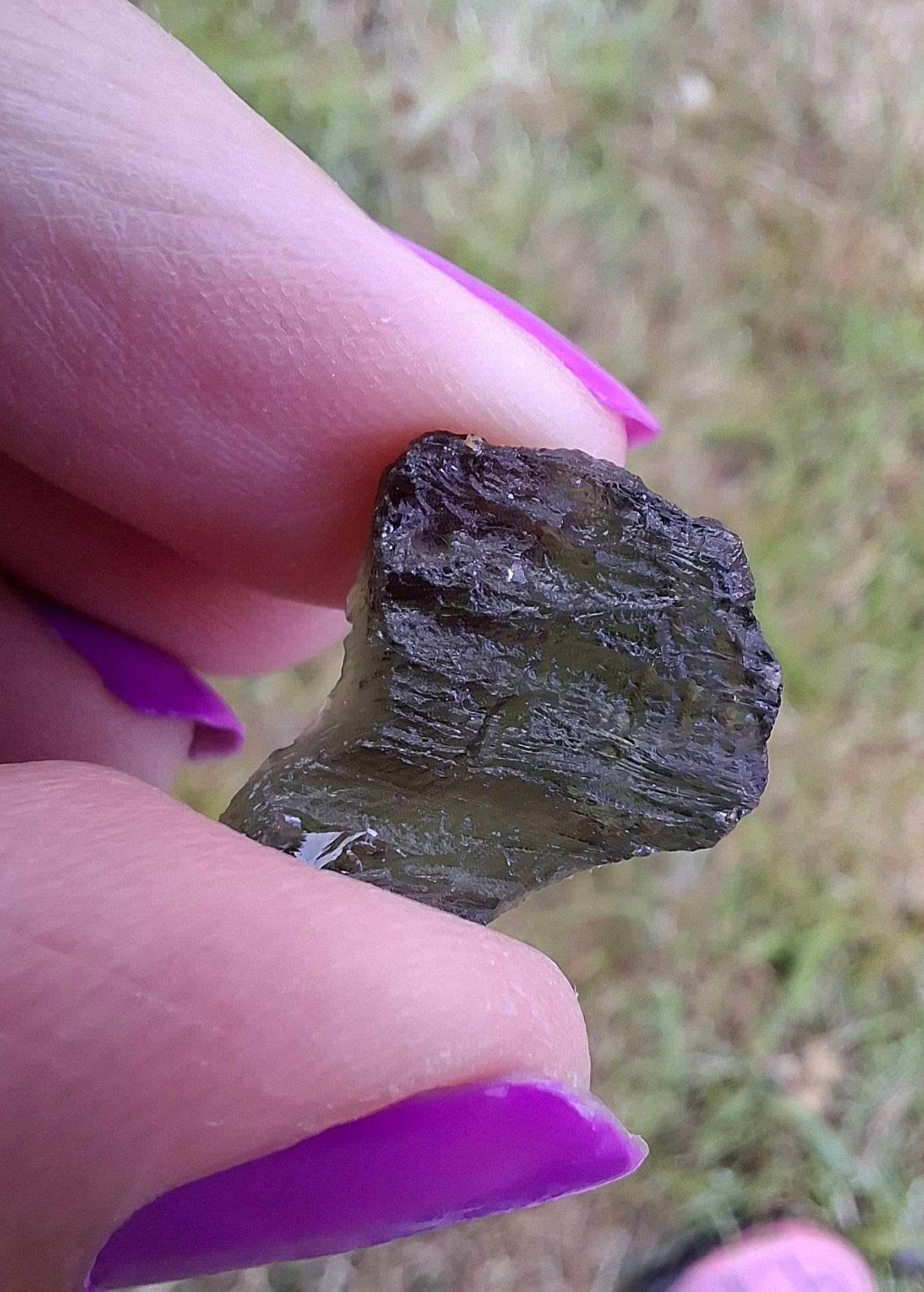 Moldavite Piece, 1.92g, Tektite (Ref: 1426)