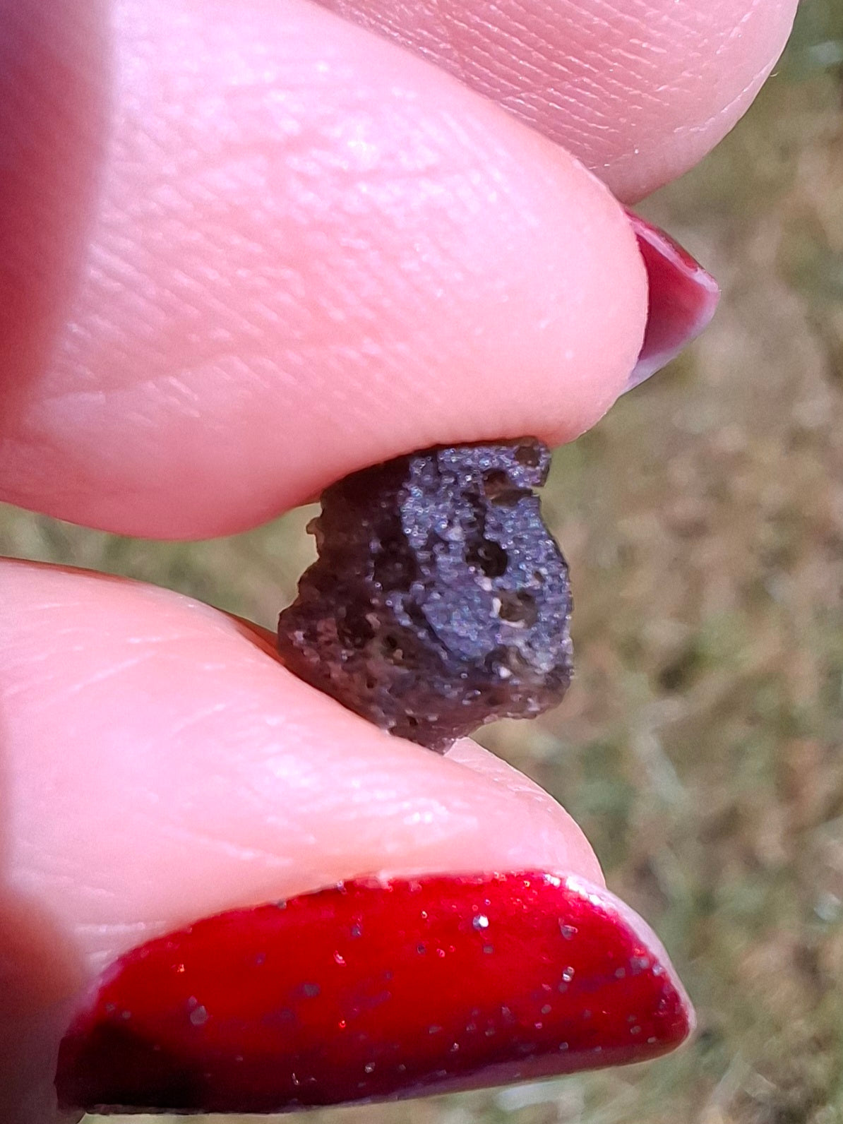 Moldavite Piece, 0.59g, Tektite (Ref: 1472)