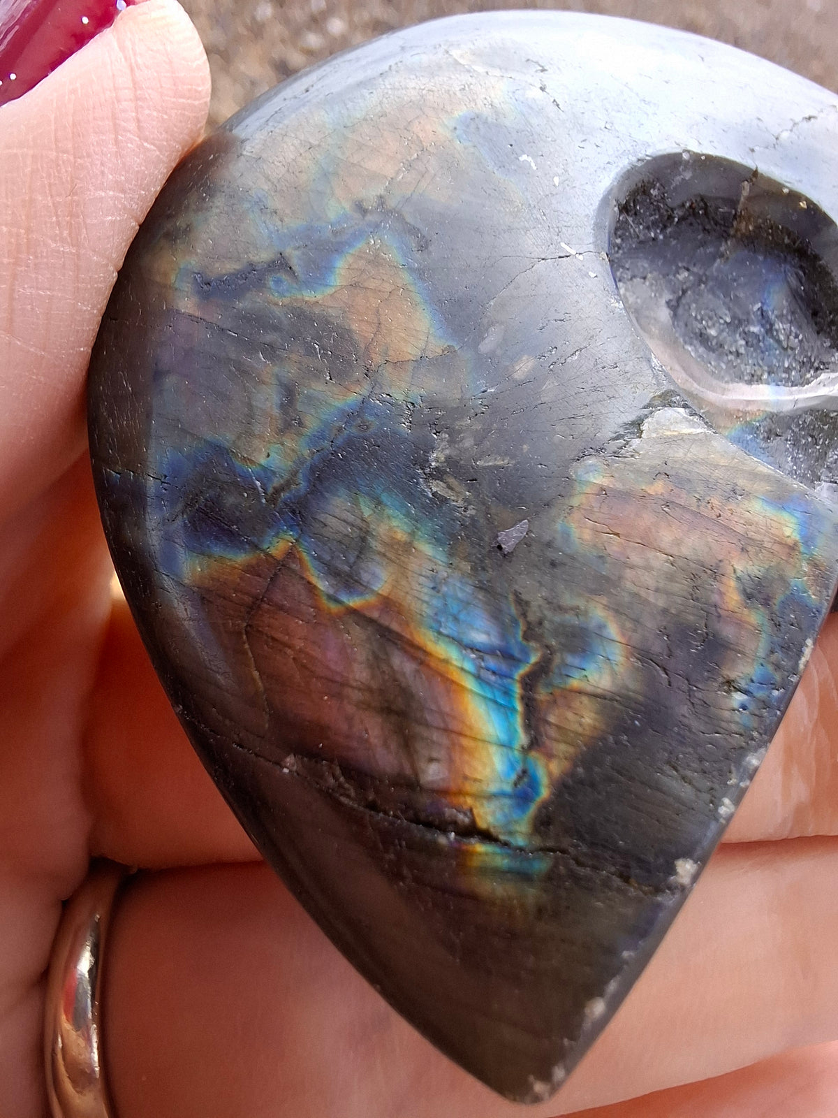 Labradorite Ammonite Carving, 89.31g, Crystal (Ref: laba6)