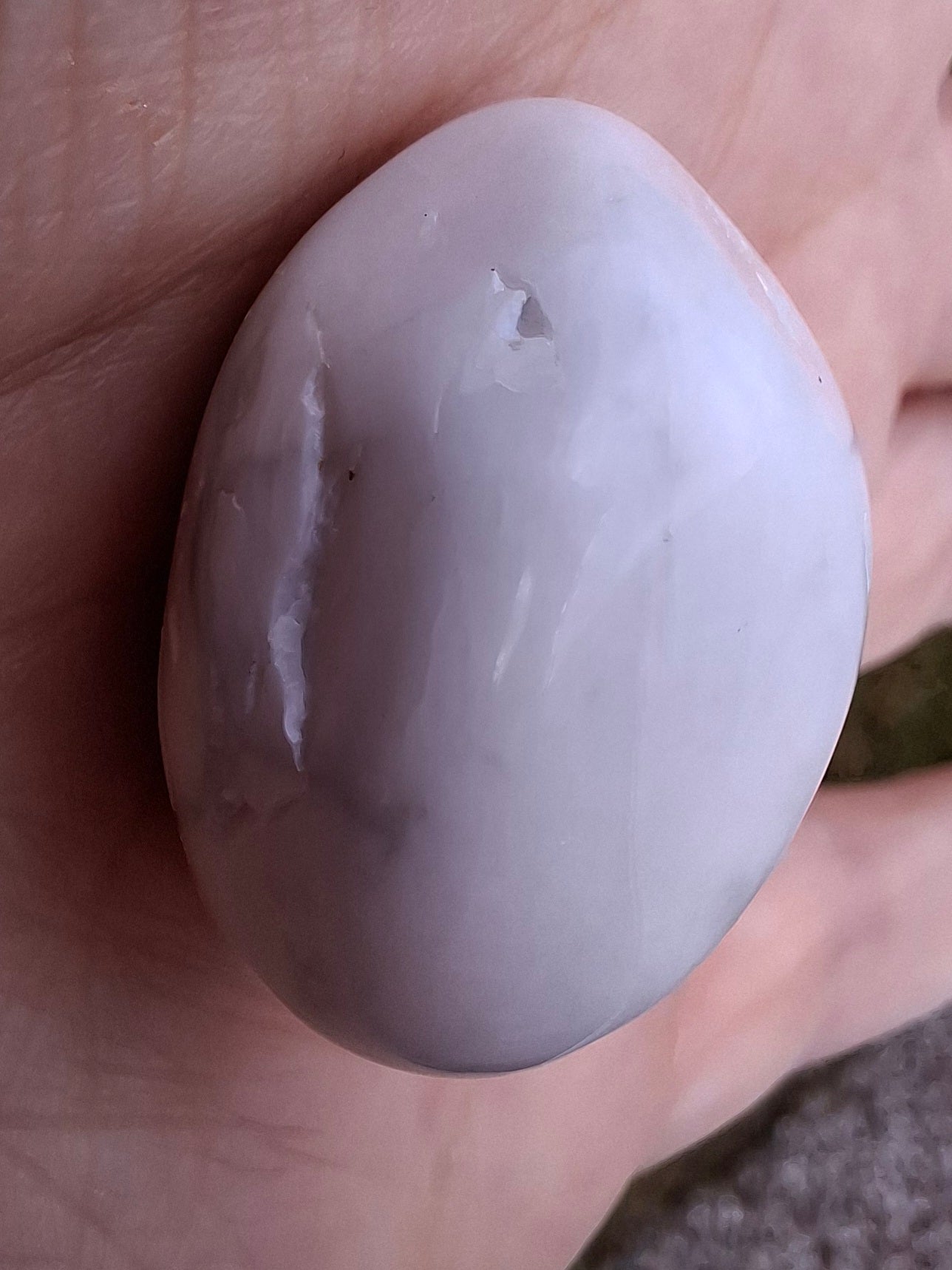 Howlite, Tumble Stone, Crystal (Ref: T38)