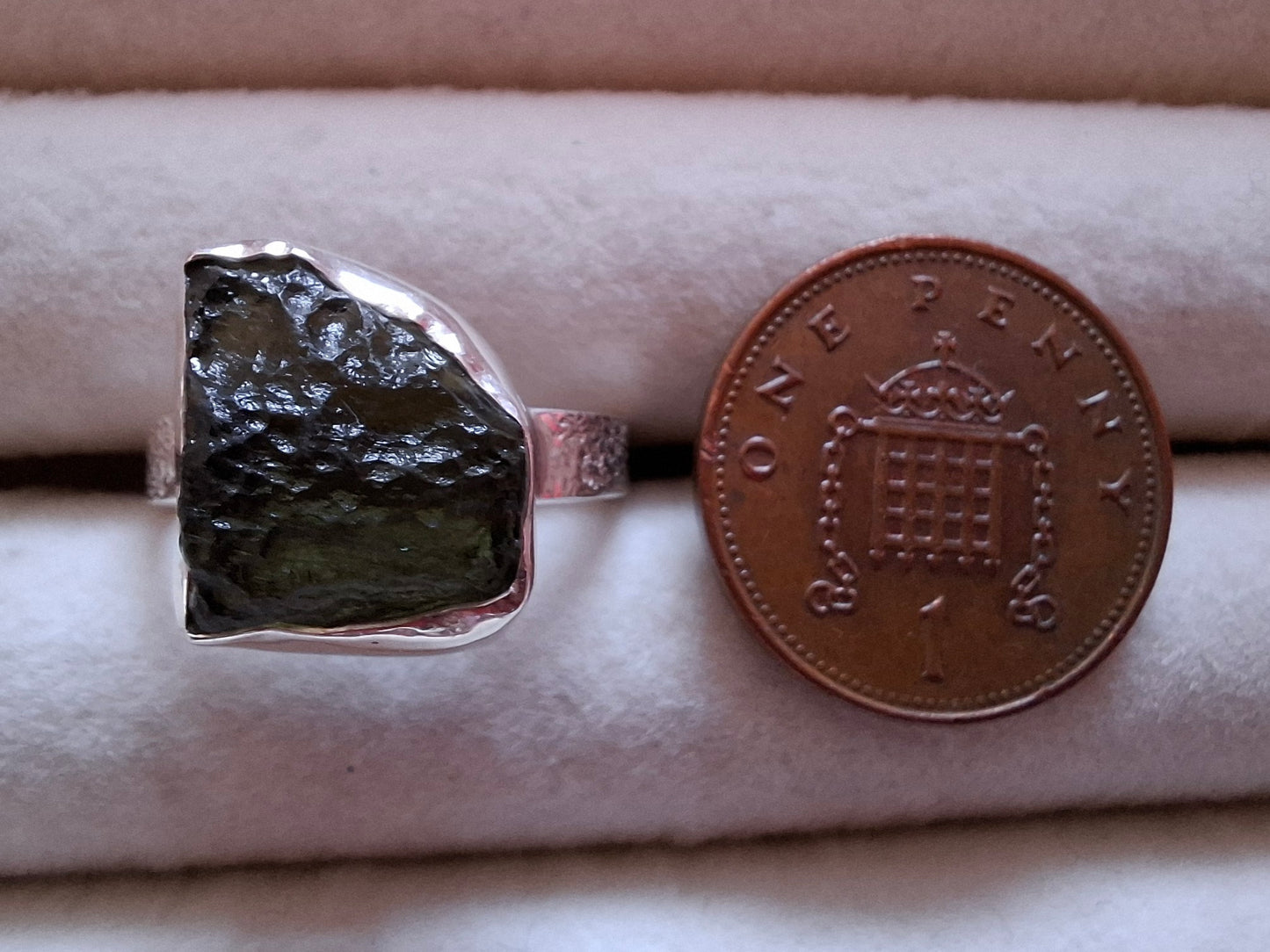 Moldavite Ring, size P, 925 Silver, Tektite (Ref: R314)