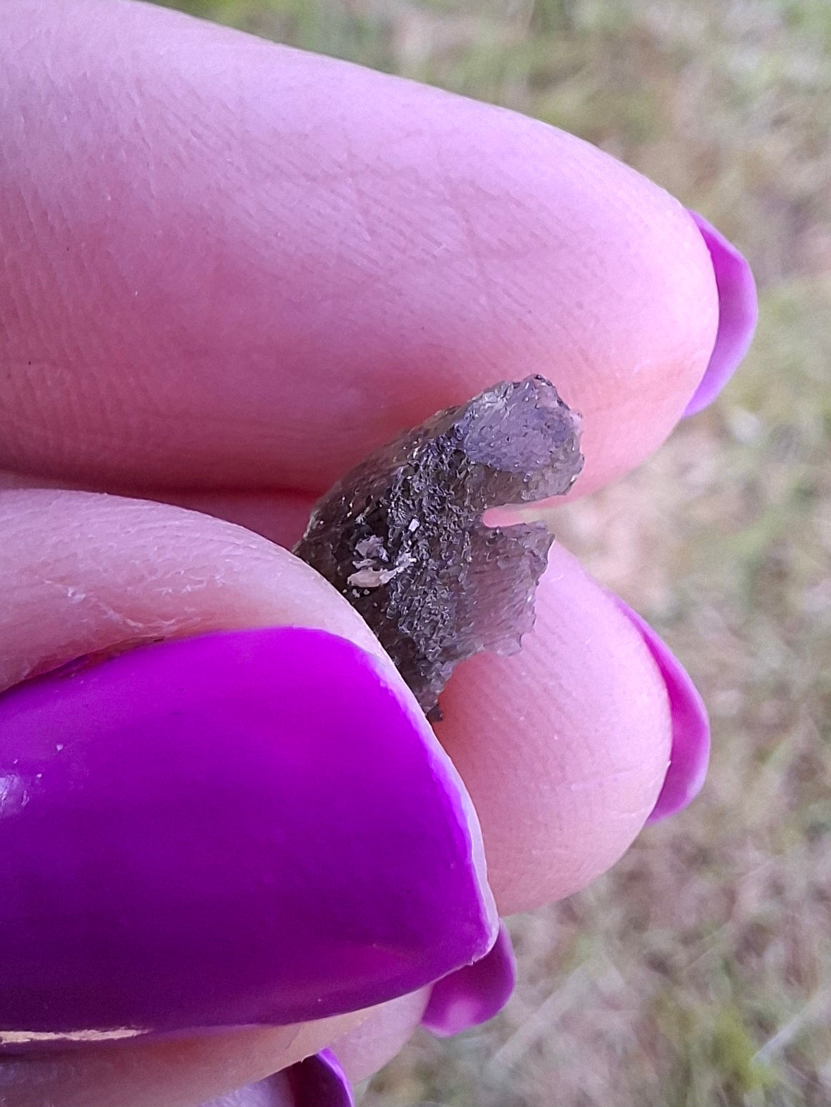 Moldavite Piece, 0.51g, Tektite (Ref: 1450)