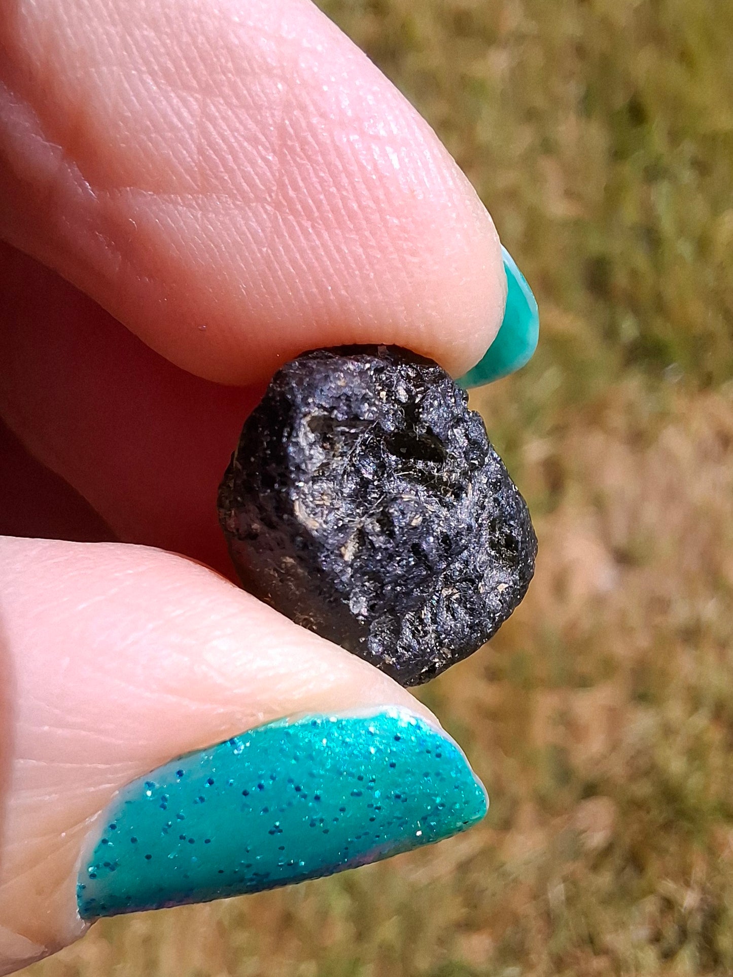 Moldavite Piece, 2.34g, Tektite (Ref: 1414)