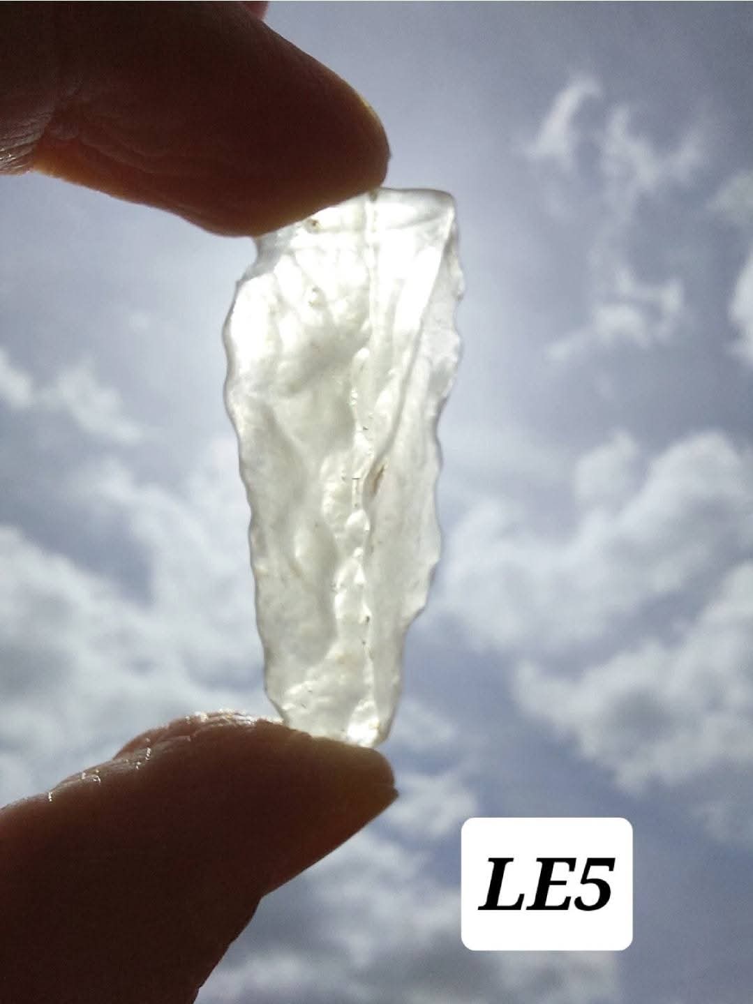 Libyan Desert Glass Piece, 7.46g, Tektite (Ref: LE5)