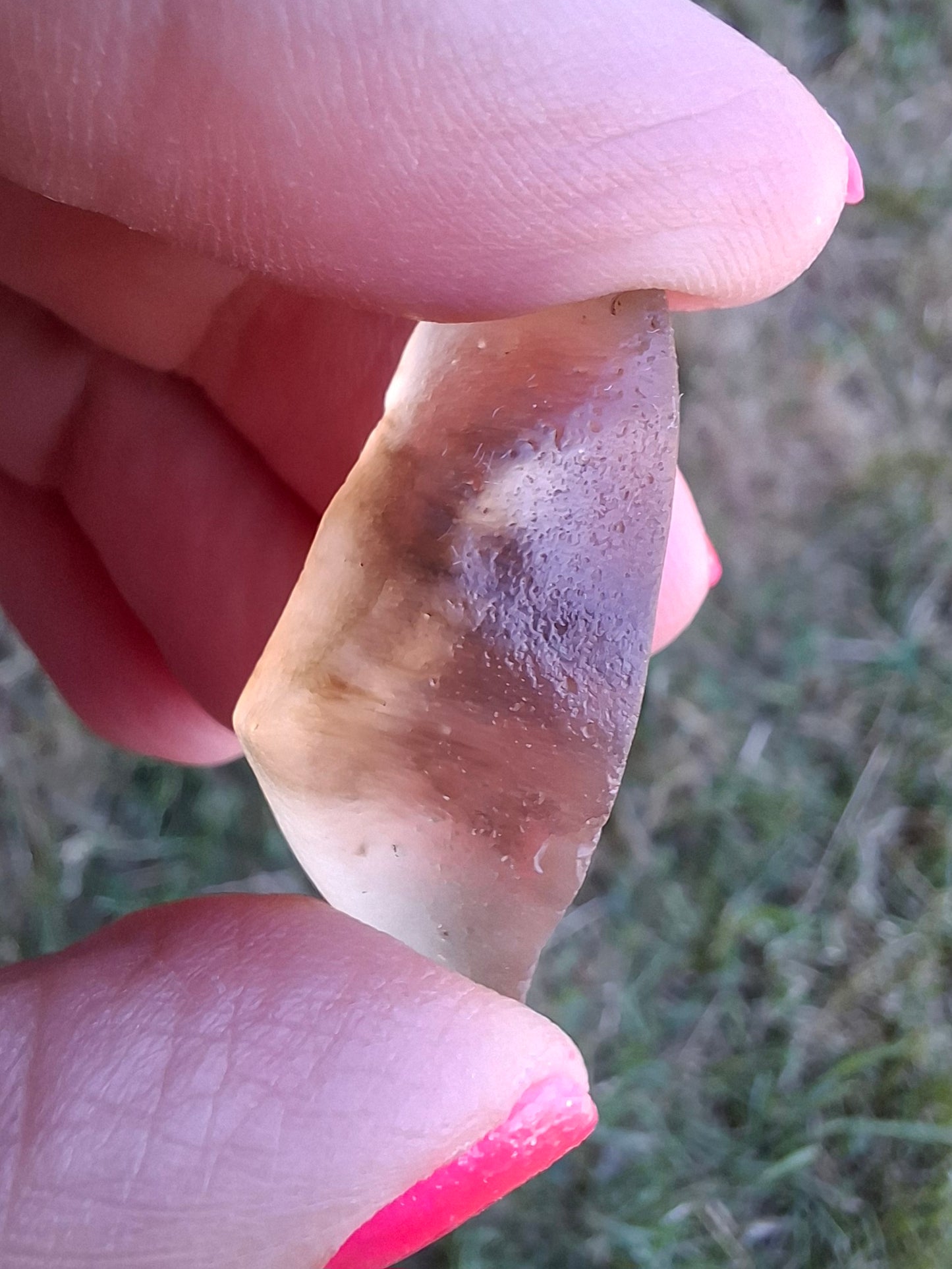 Libyan Desert Glass (darker) Piece, 7.38g, Tektite (Ref: L1375)