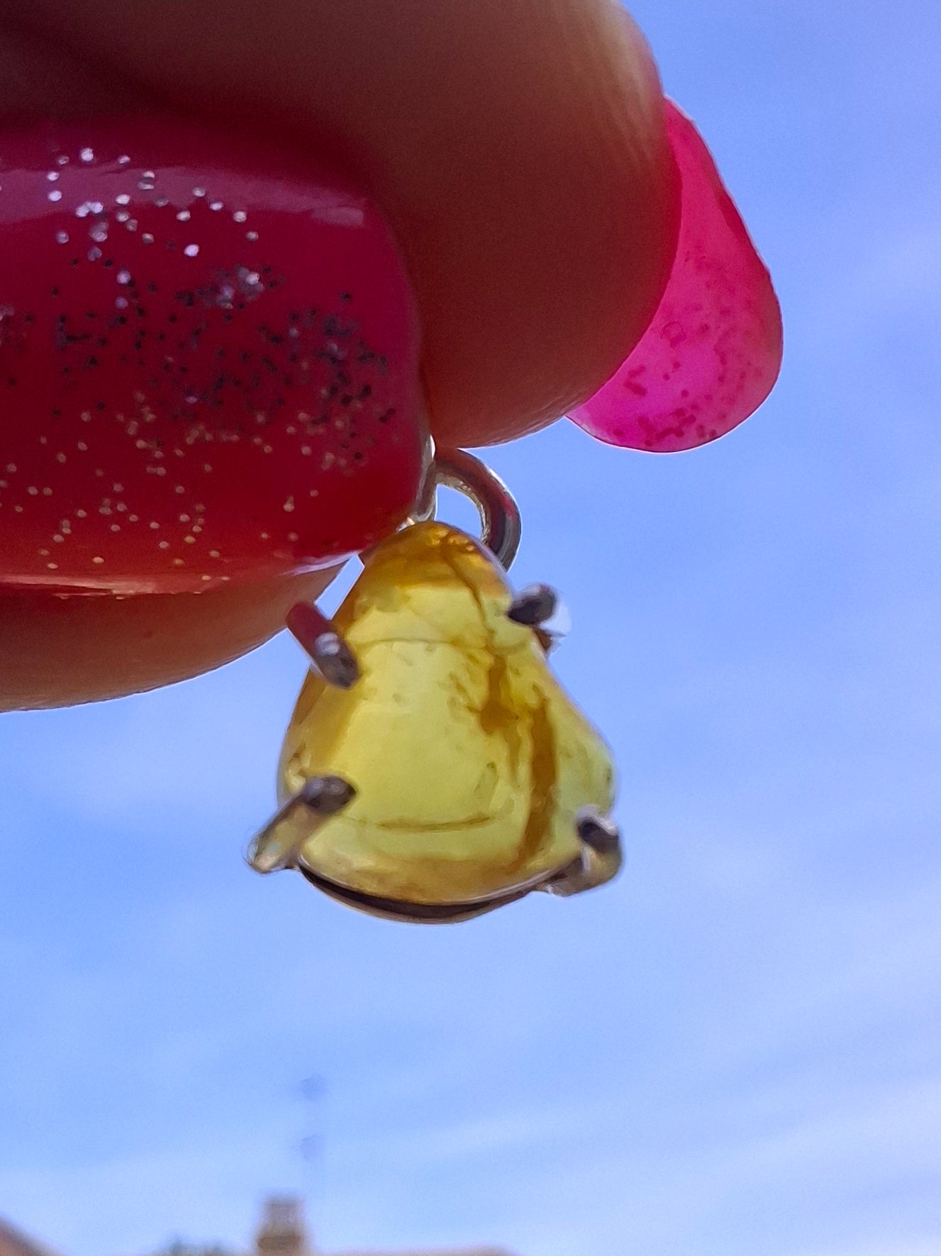 Baltic Amber Pendant, 925 Silver, Fossil (Ref: AP25)