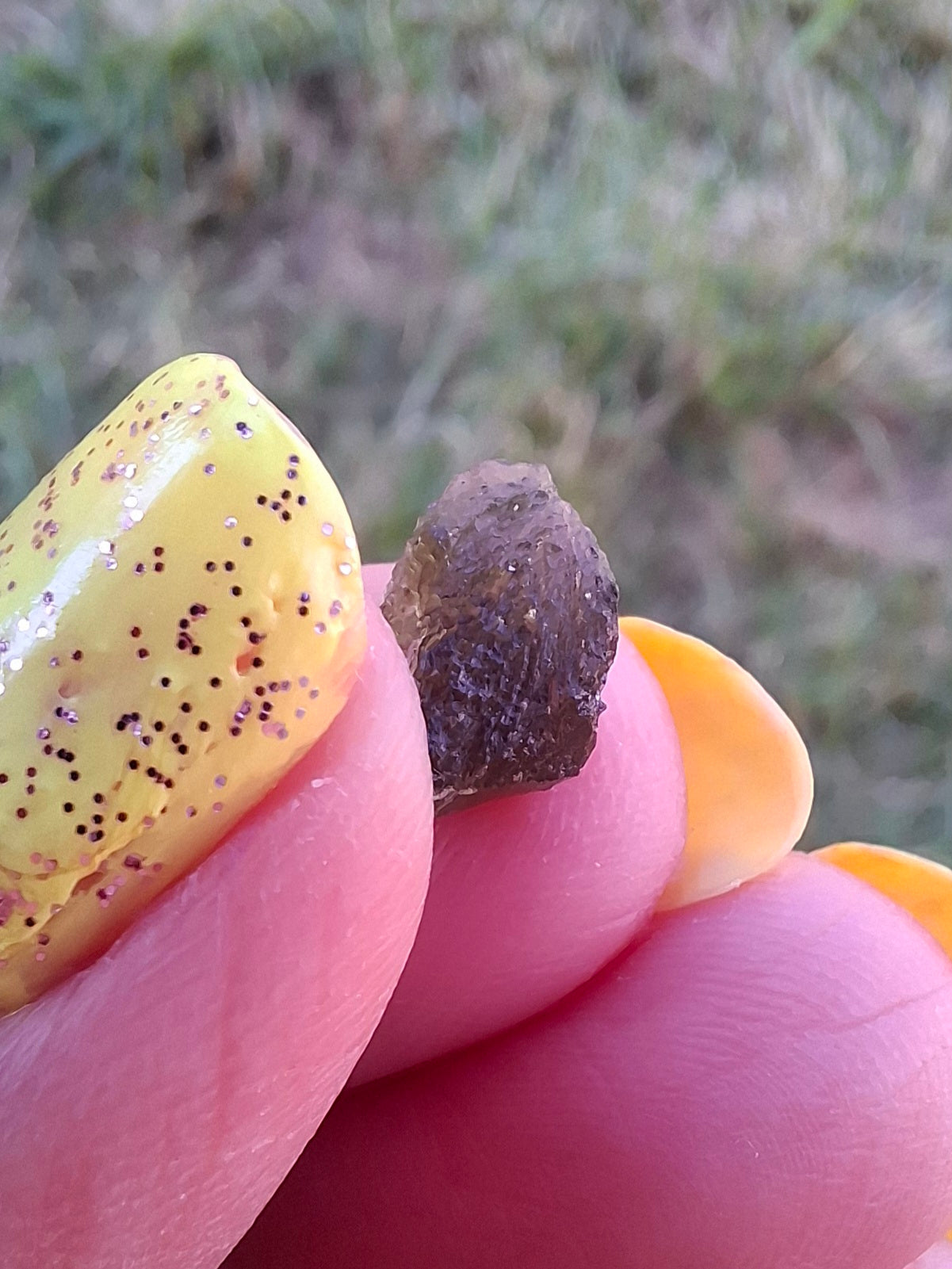 Moldavite small Piece, 0.41g, Tektite (Ref: 1482)