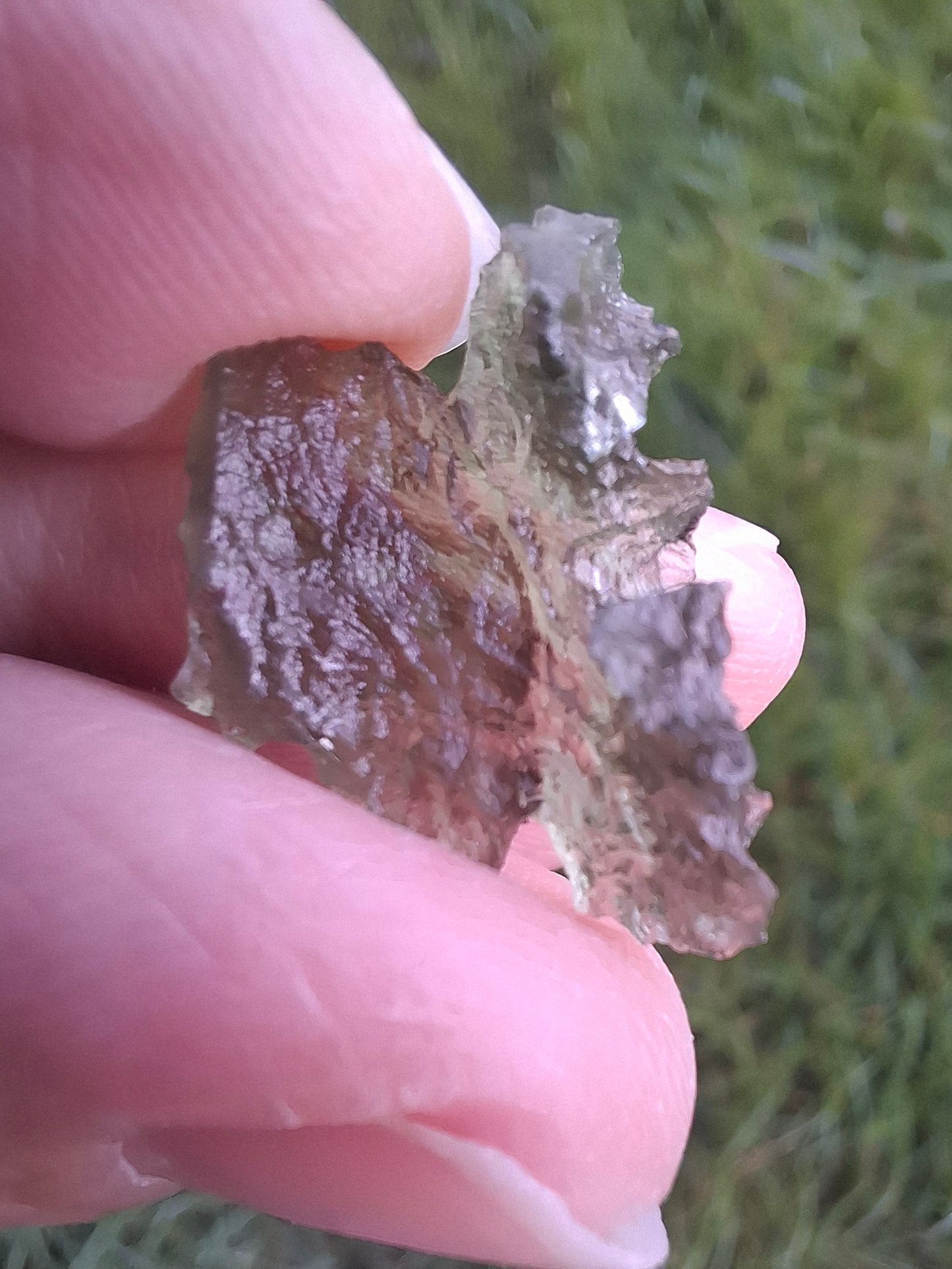 Moldavite Piece, JEZKOVNA BESEDNICE, 1.51g, Tektite (Ref: 1262)