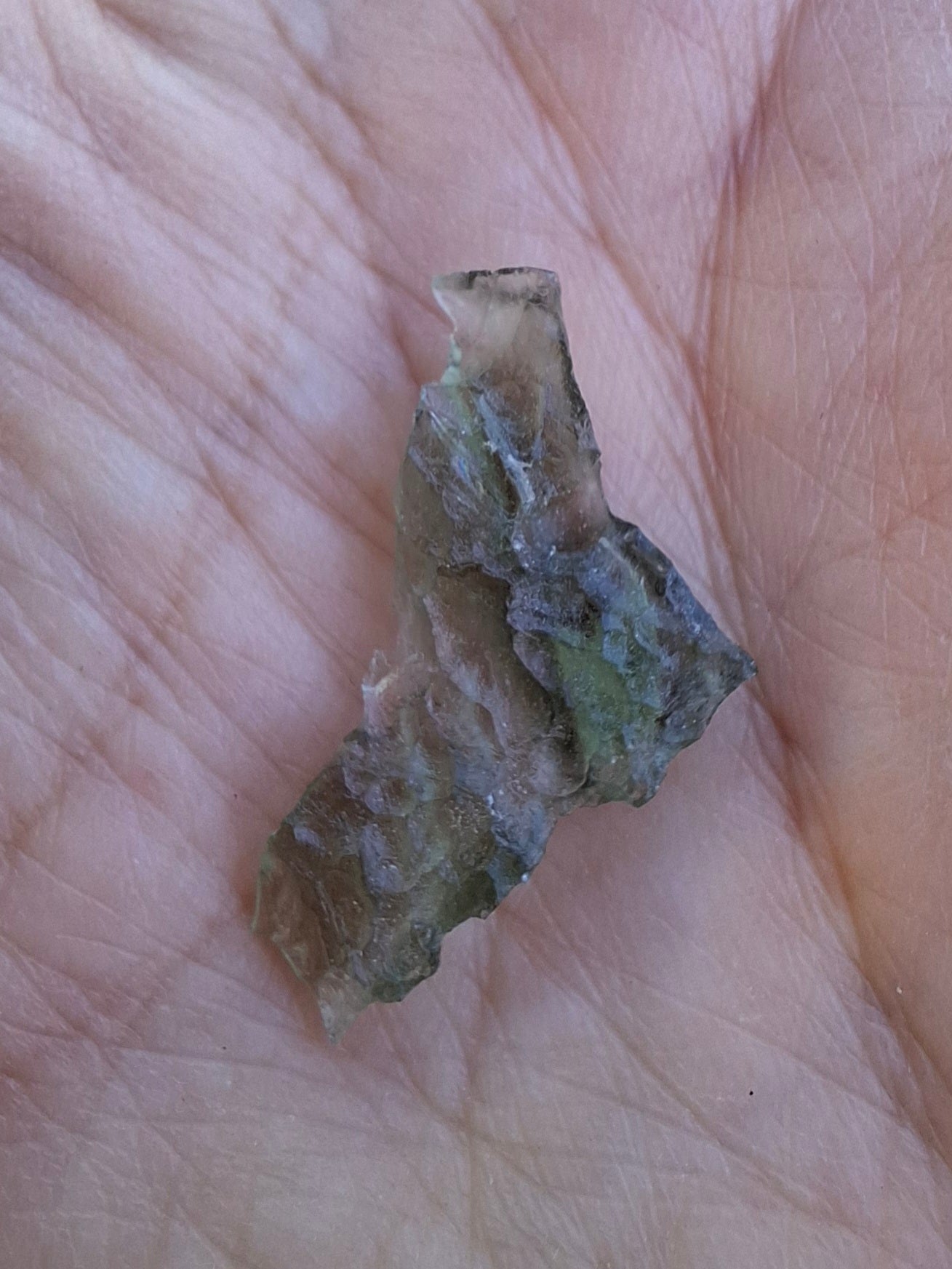 Moldavite Piece, 0.87g, Tektite (Ref: 1411)