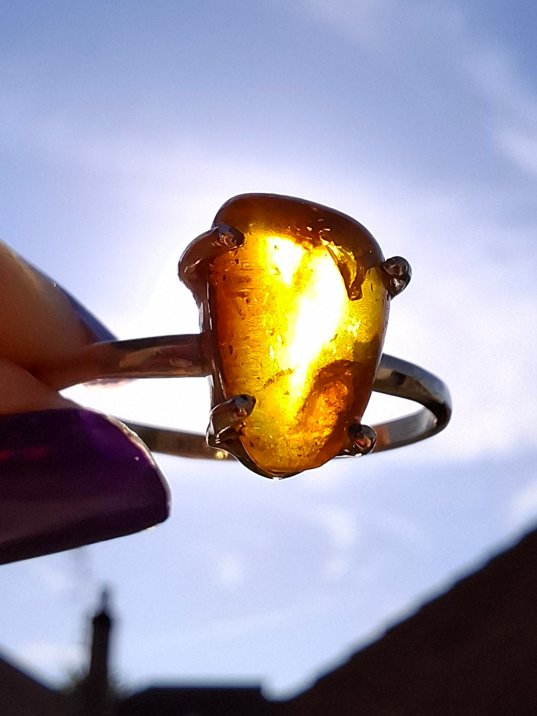 Baltic Amber Ring, size large V, 925 Silver, Fossil (Ref: AR24)