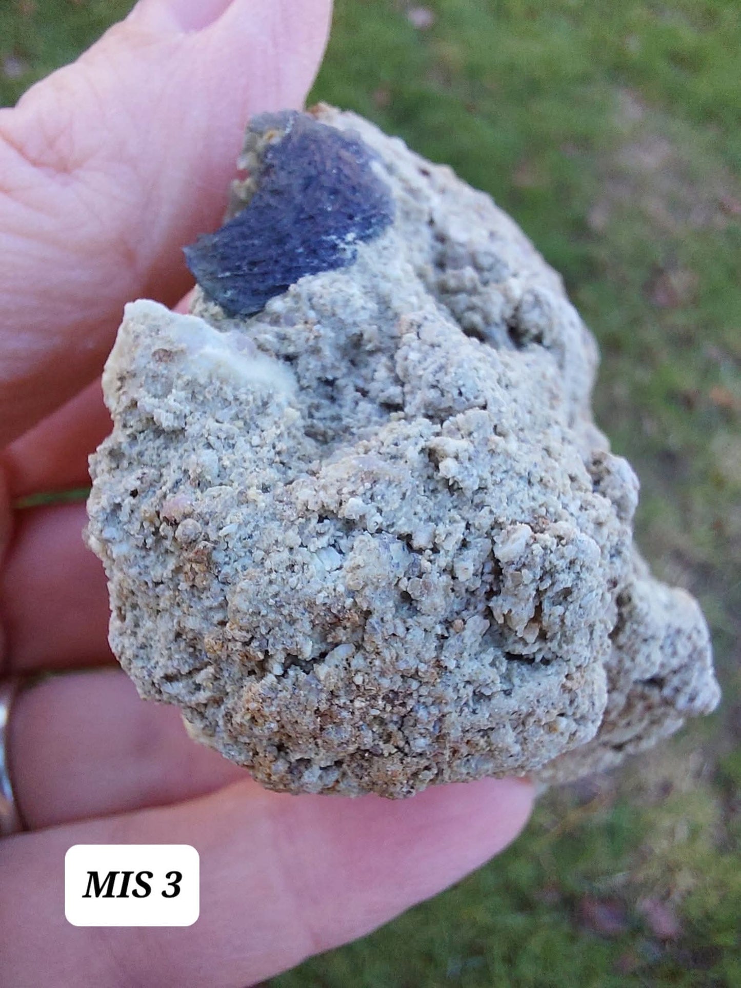 Moldavite In-Situ (in matrix), Besednice, Est- 3g, Tektite (Ref: MIS3)