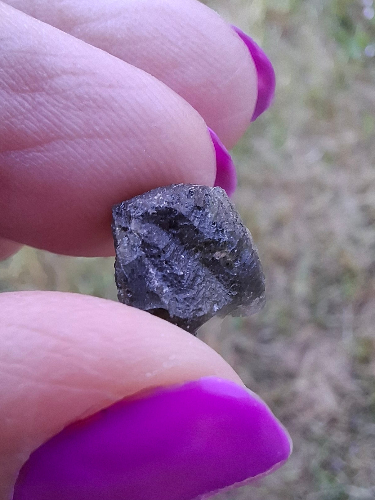 Moldavite Piece, 1.20g, Tektite (Ref: 1440)