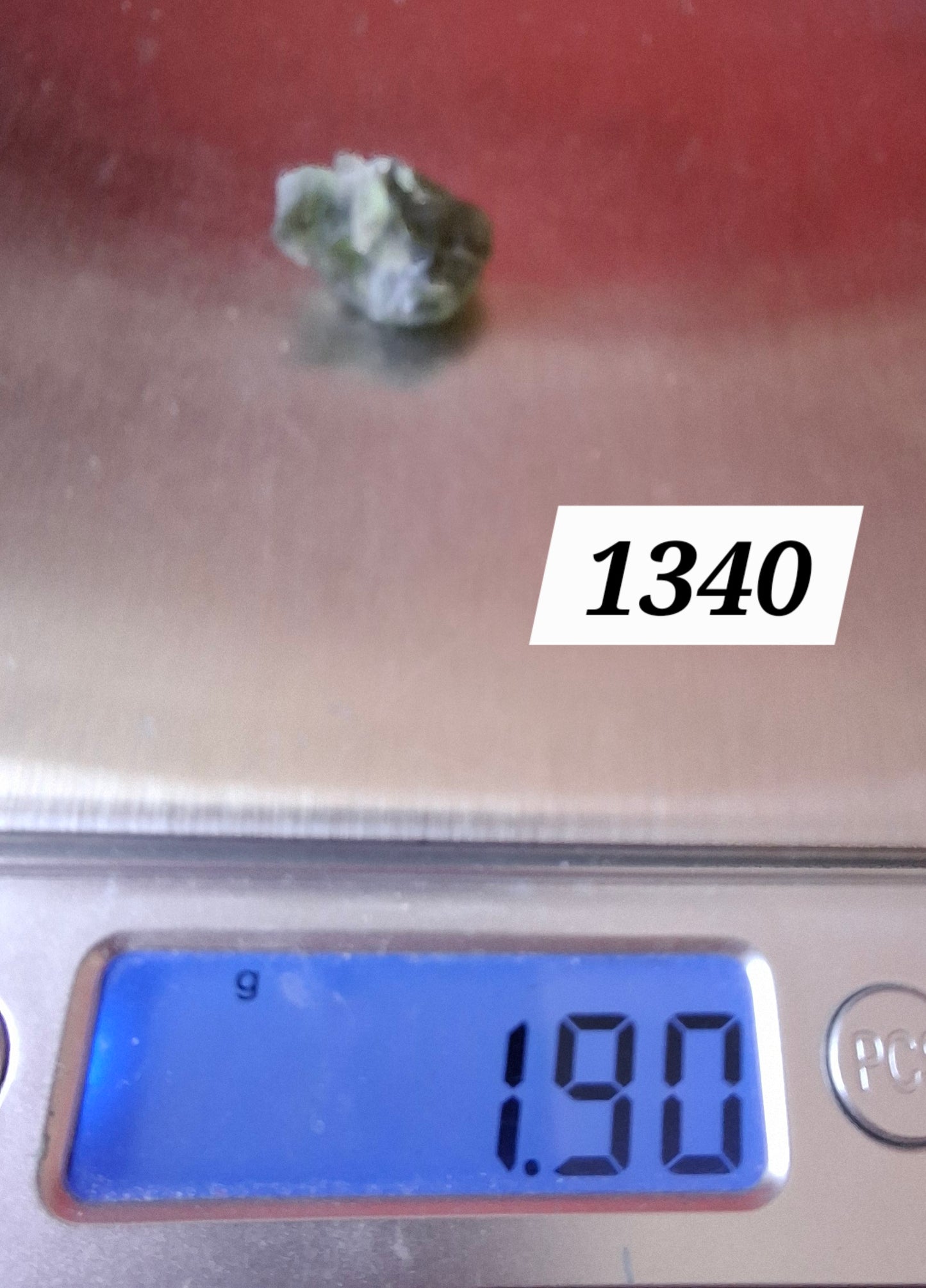 Moldavite Piece, 1.90g, Tektite (Ref: 1340)