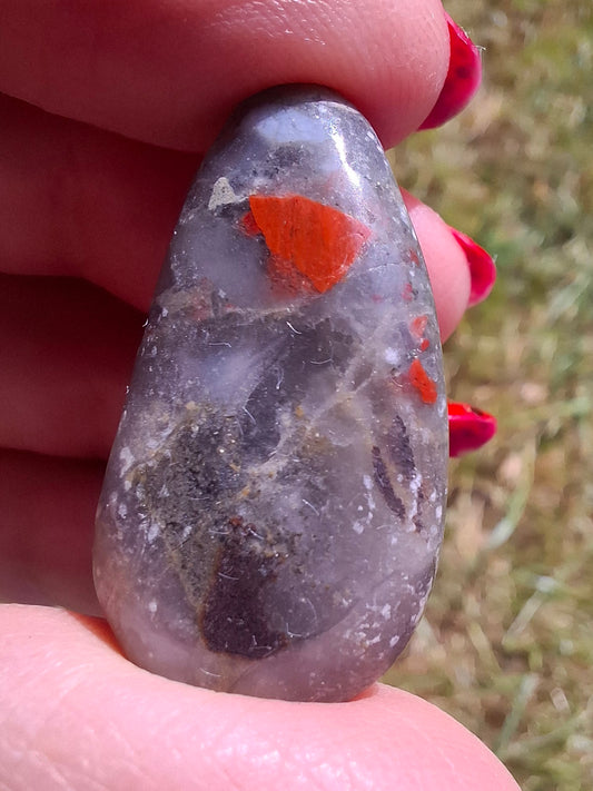 African Blood Stone, Tumble Stone, Crystal (Ref: T177)