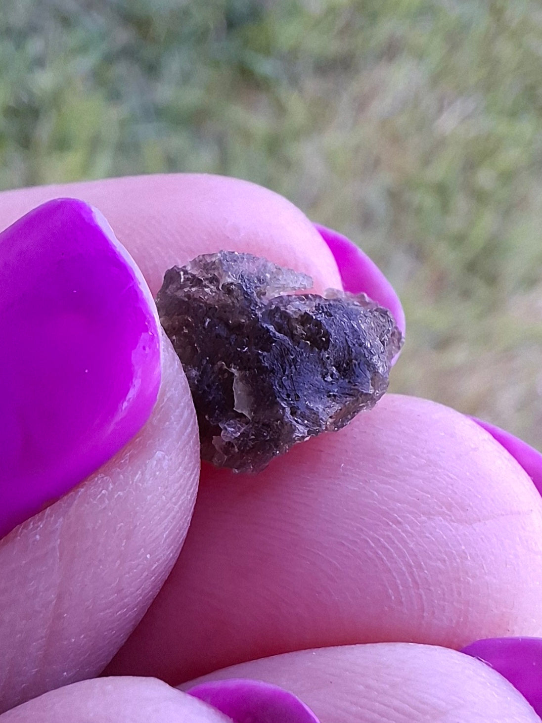 Moldavite Piece, 0.65g, Tektite (Ref: 1459)