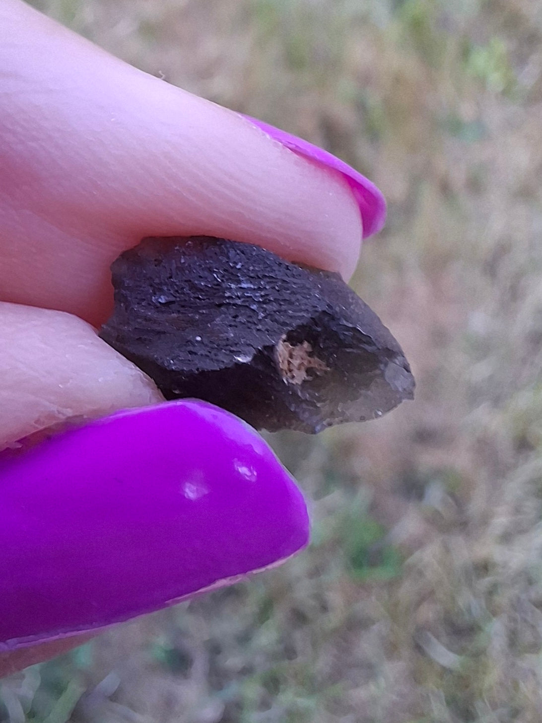 Moldavite Piece, 0.72g, Tektite (Ref: 1443)