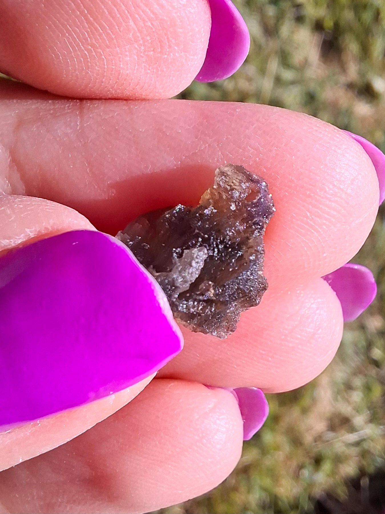 Moldavite Piece, 0.65g, Tektite (Ref: 1459)