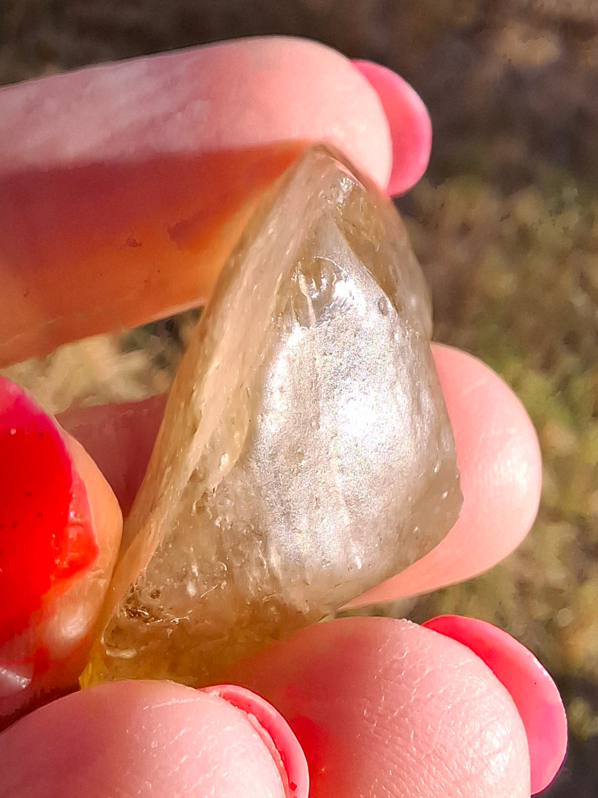 Libyan Desert Glass (darker) Piece, 12.00g, Tektite (Ref: L1377)
