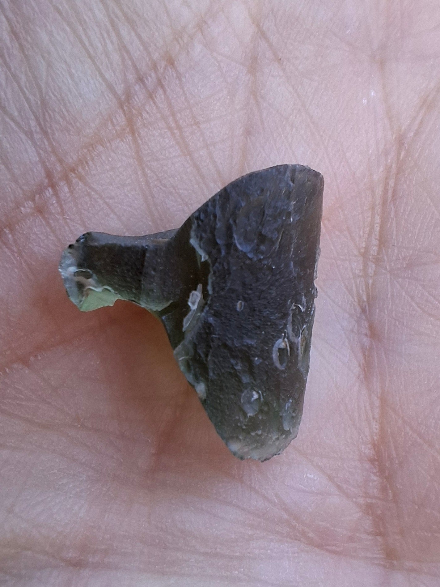 Moldavite Piece, 1.68g, Tektite (Ref: 1468)