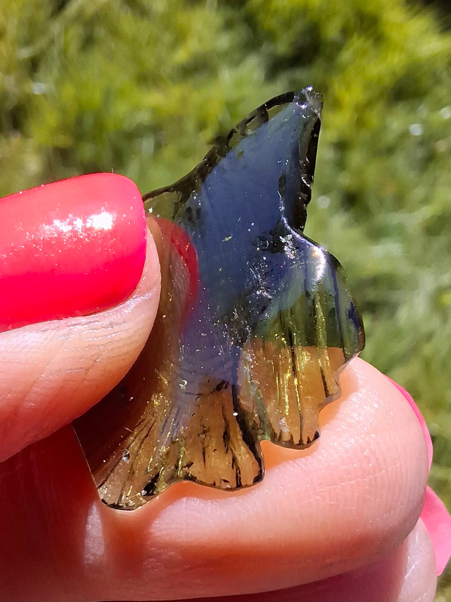 Moldavite FISH carving, (flat back), 3.29g, Tektite (Ref: Fish9)