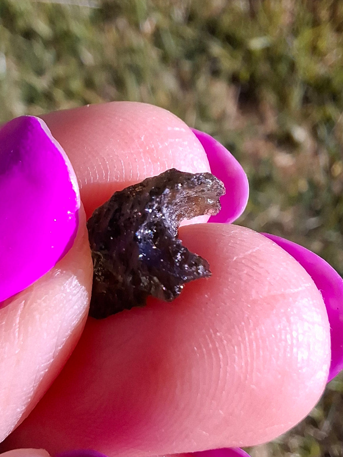 Moldavite Piece, 0.62g, Tektite (Ref: 1455)