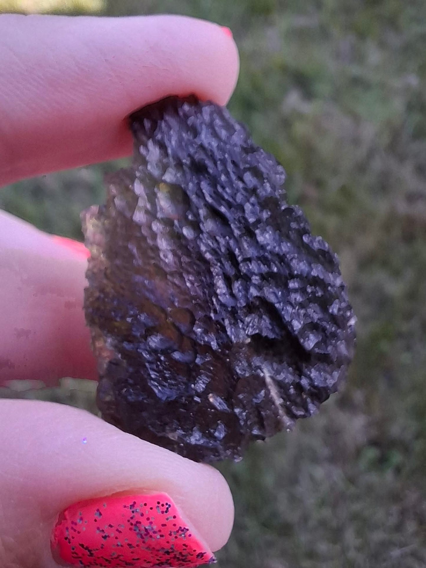 Moldavite Piece, CHLUM, 9.87g, Tektite (Ref: 1168)