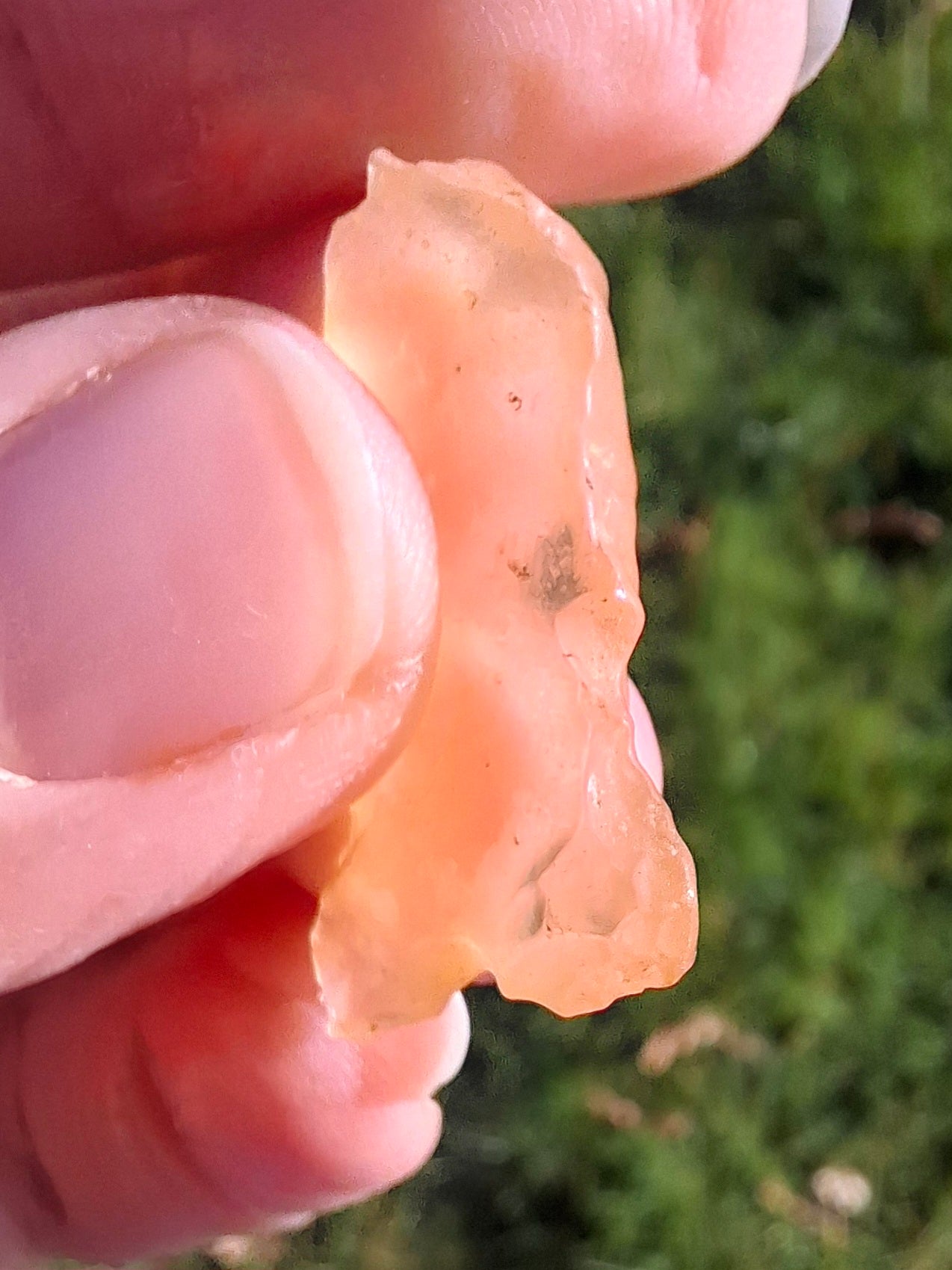 Libyan Desert Glass small Piece, 2.30g, Tektite (Ref: L1355)