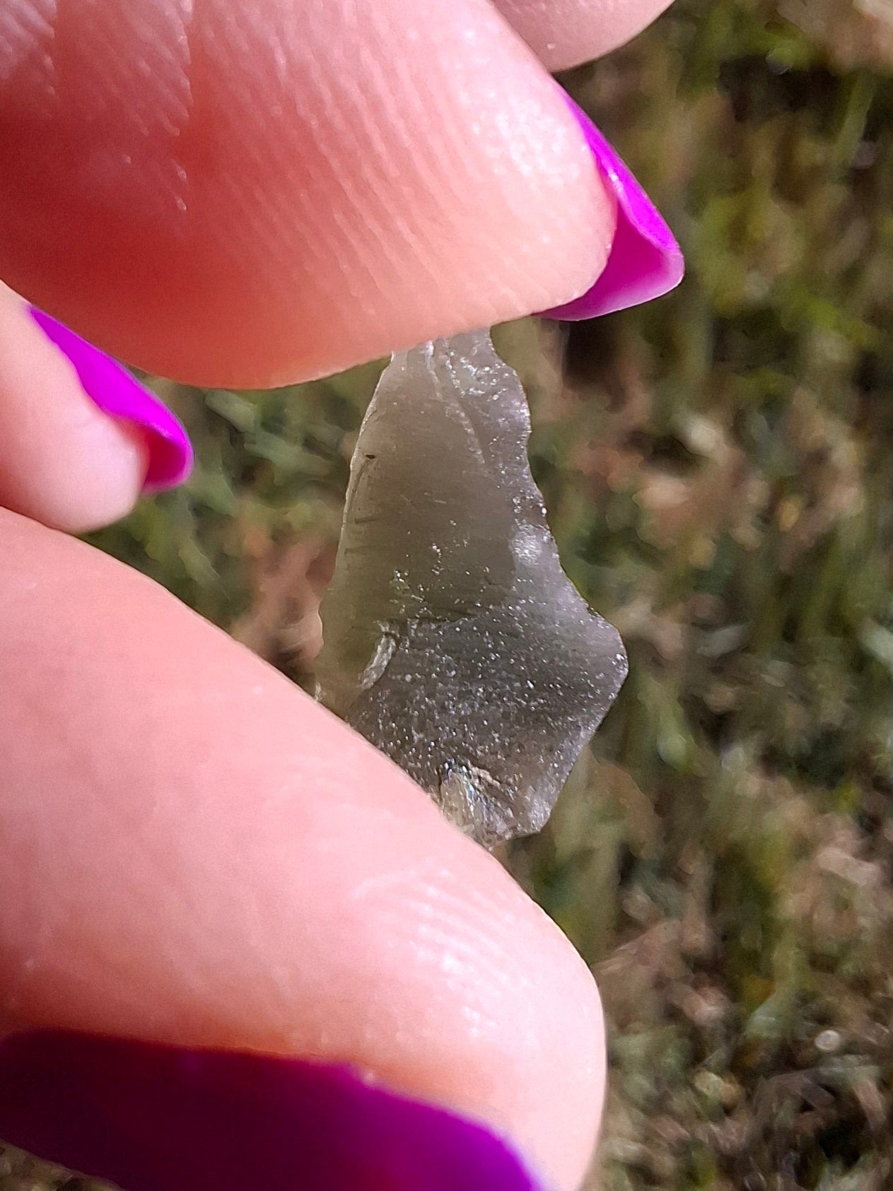 Moldavite Piece, 0.63g, Tektite (Ref: 1447)