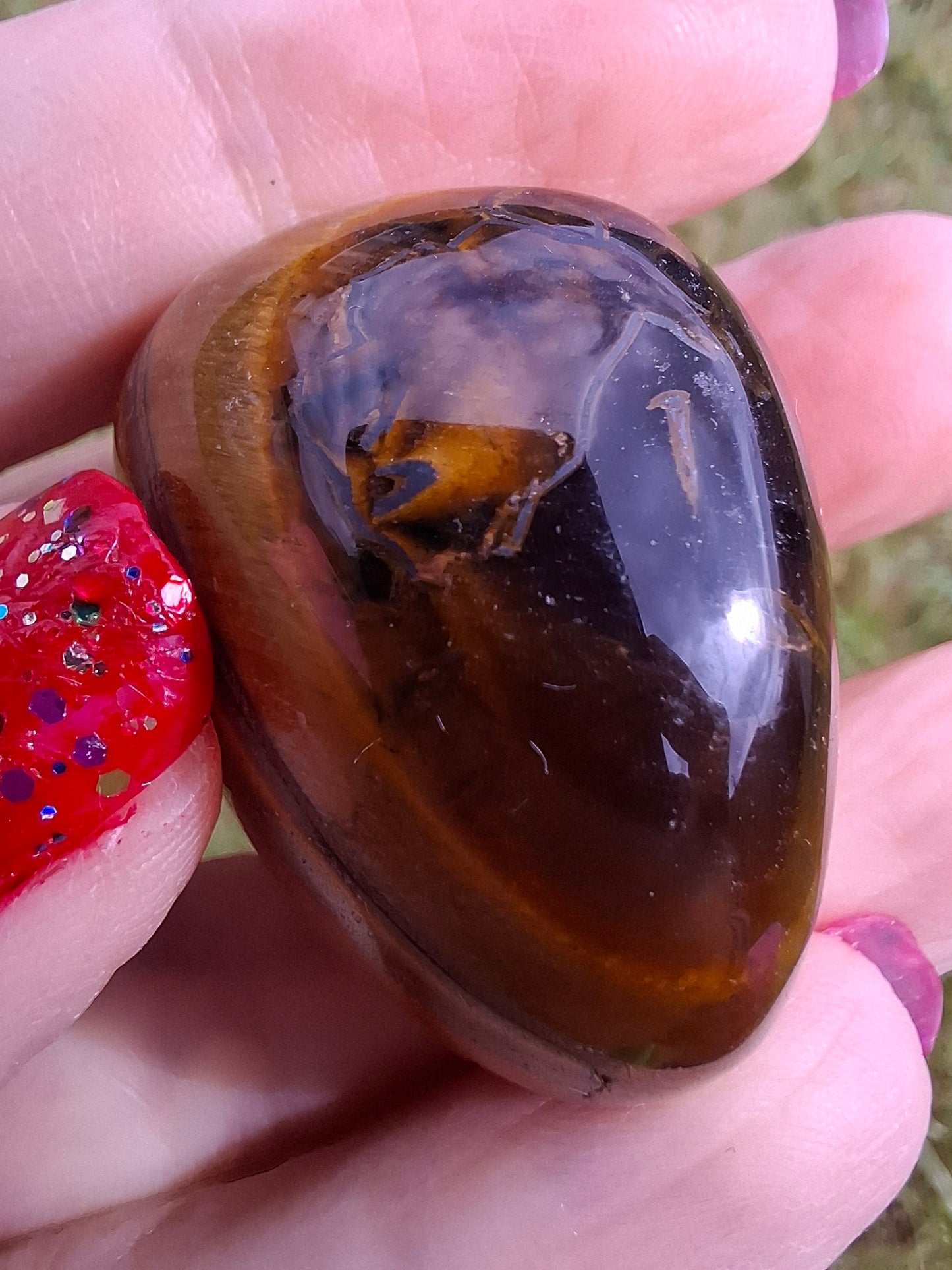 Tigers Eye, Tumble Stone, Crystal (Ref: T134)