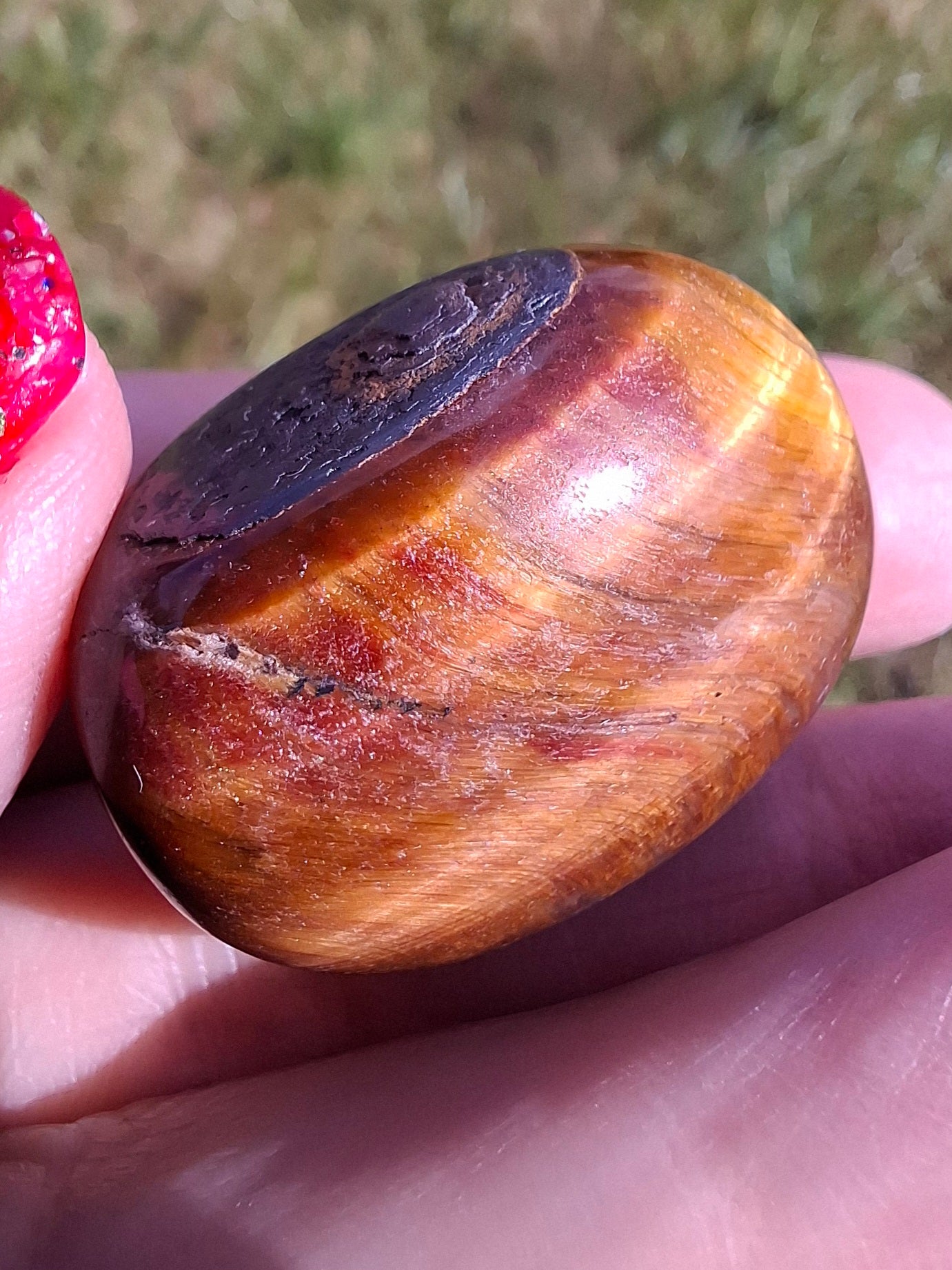 Tigers Eye, Tumble Stone, Crystal (Ref: T136)