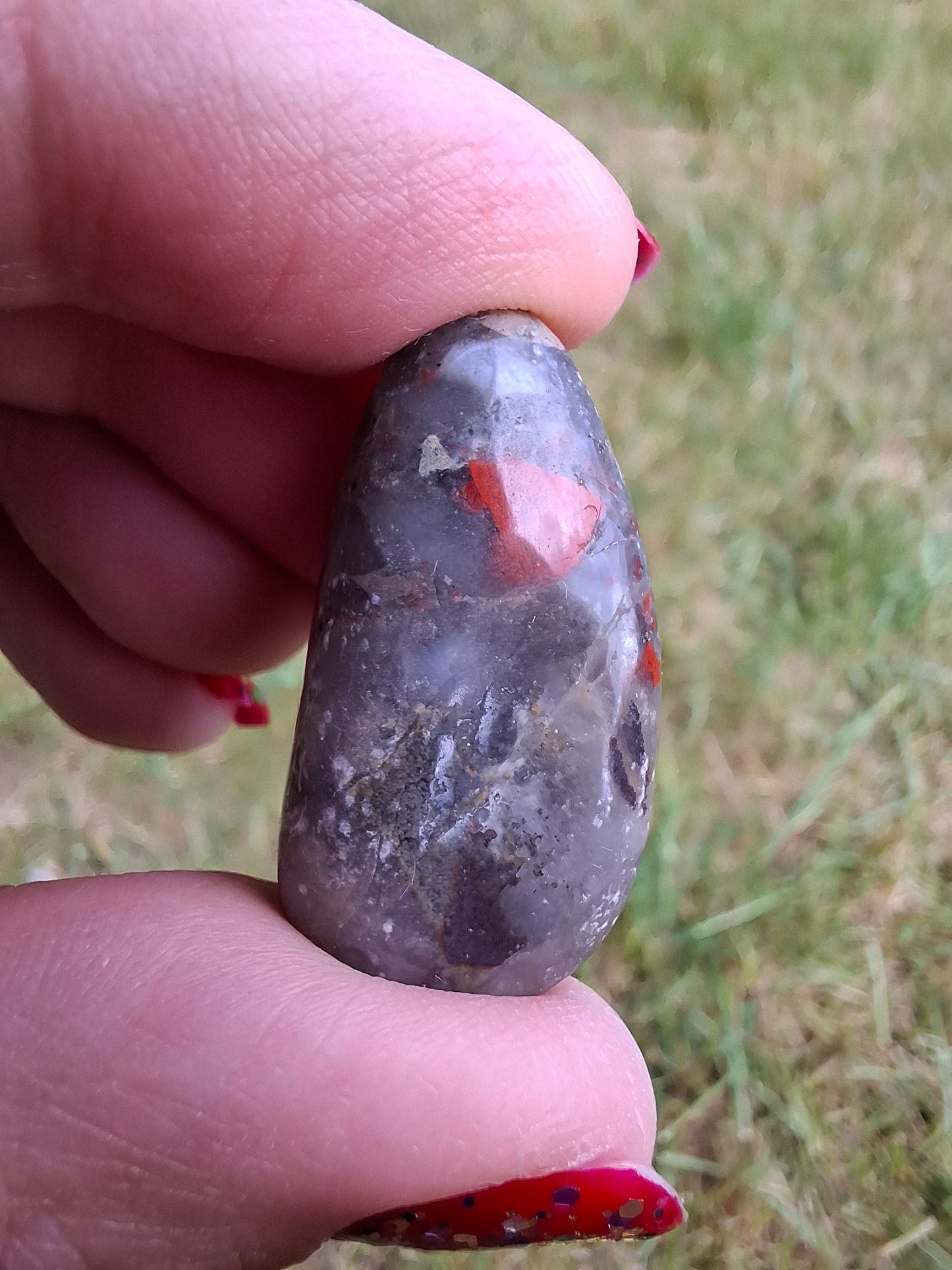 African Blood Stone, Tumble Stone, Crystal (Ref: T177)